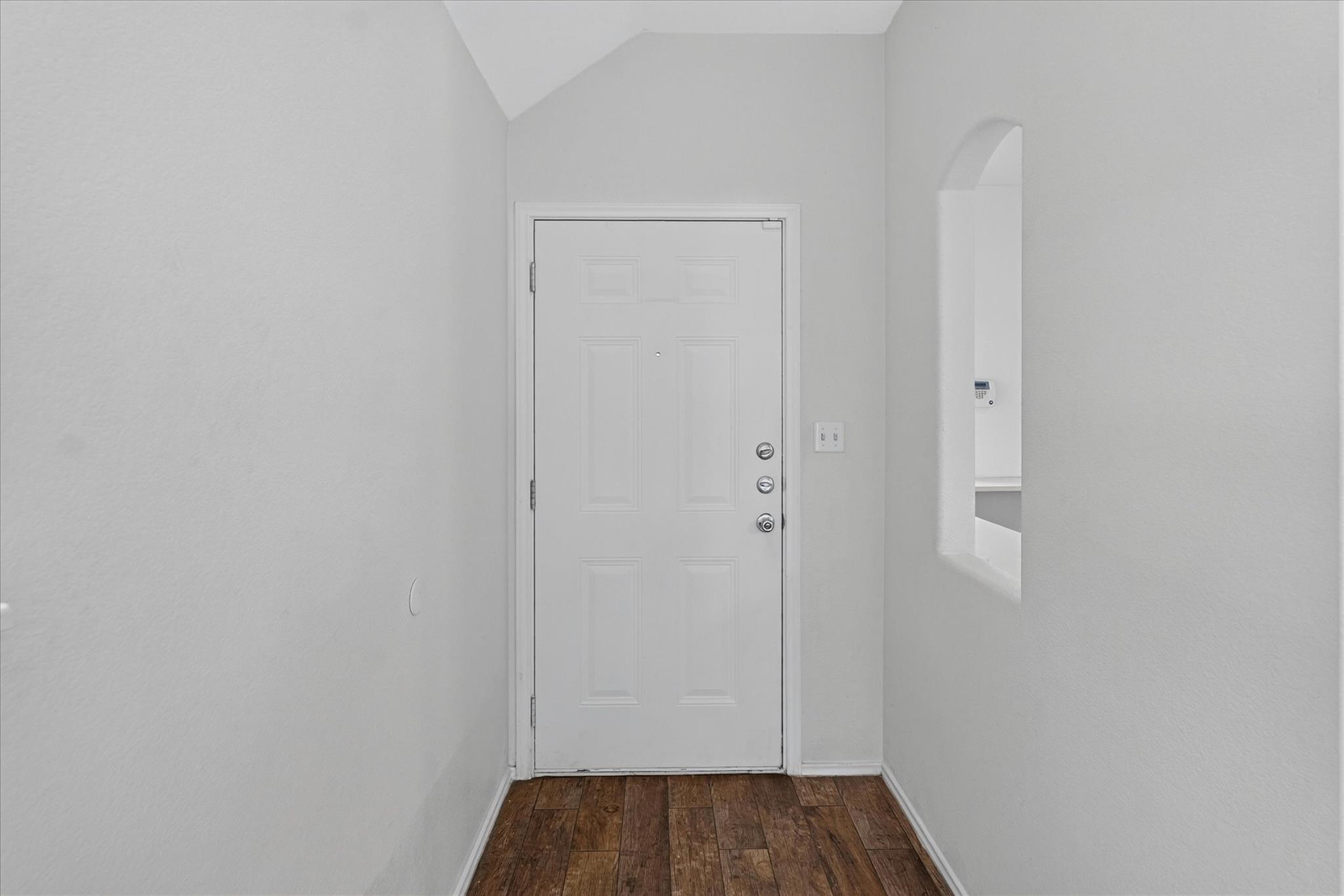 15111 Parrish LN