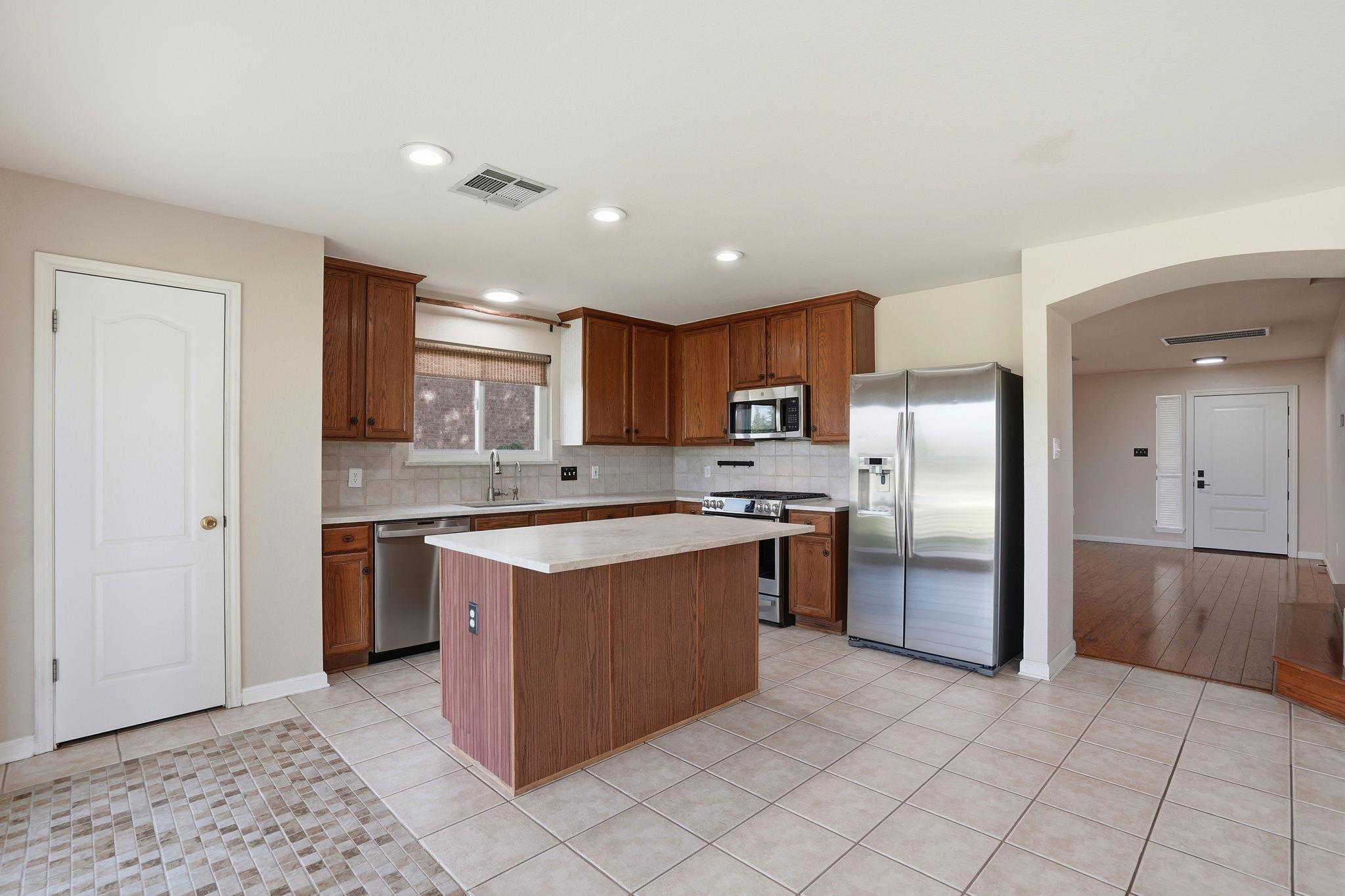 2801 Butler National DR