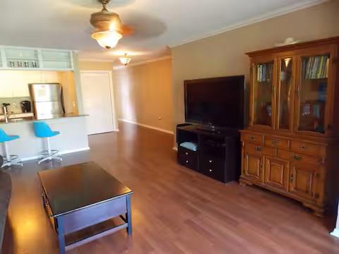 1818 S Lakeshore BLVD # 37