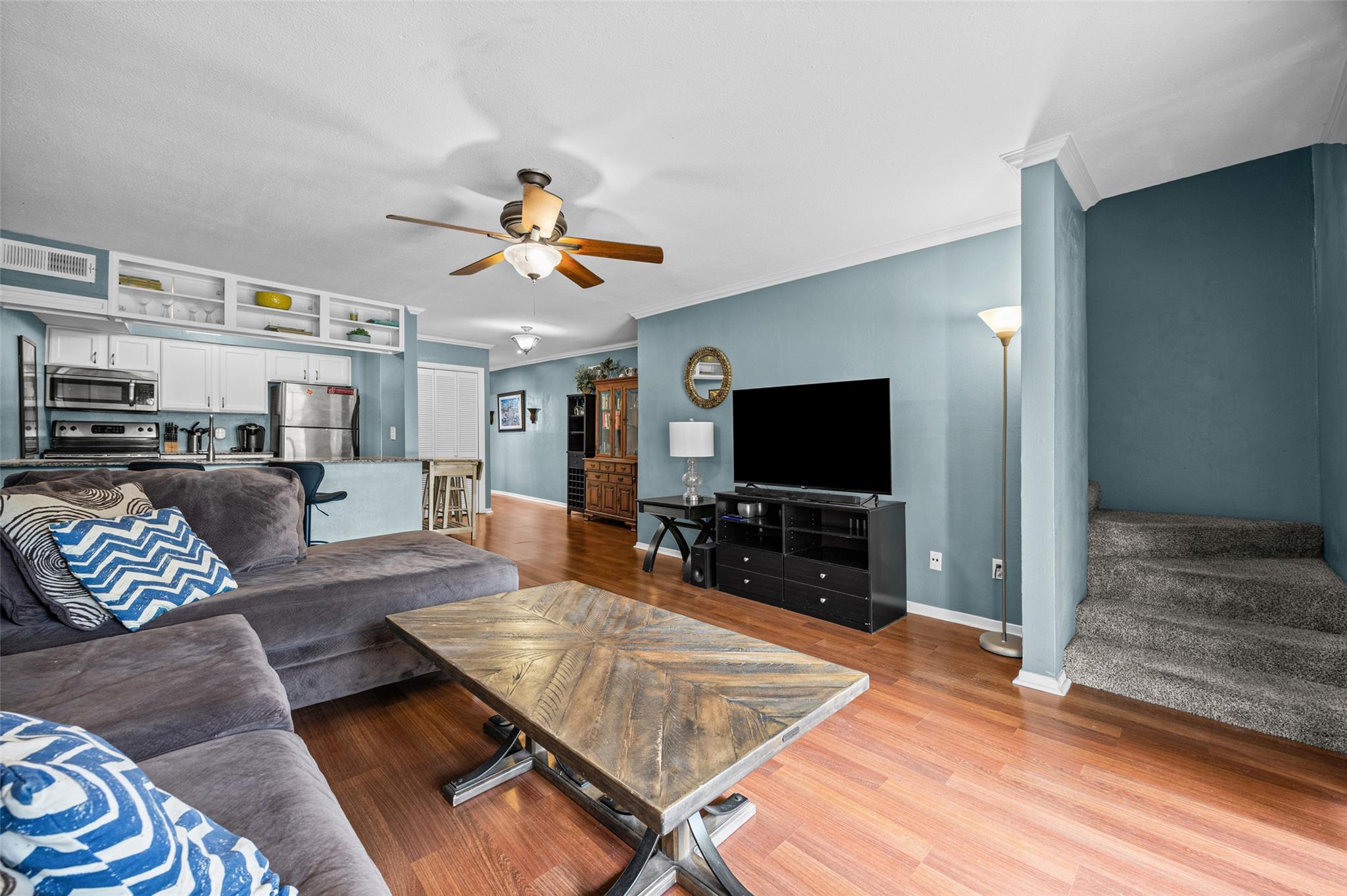1818 S Lakeshore BLVD # 37