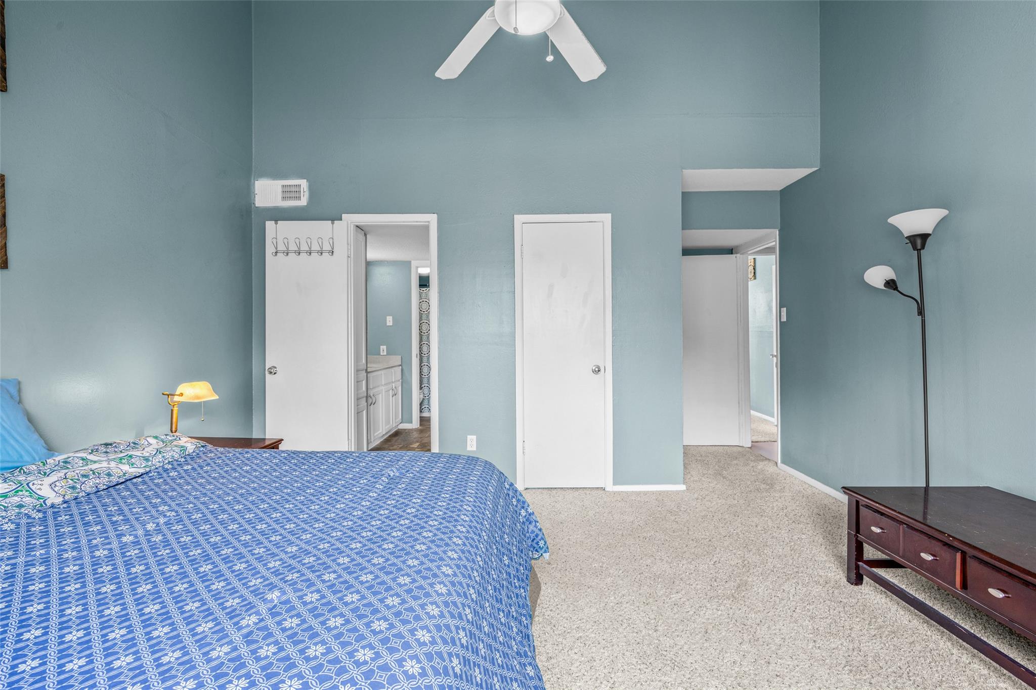 1818 S Lakeshore BLVD # 37