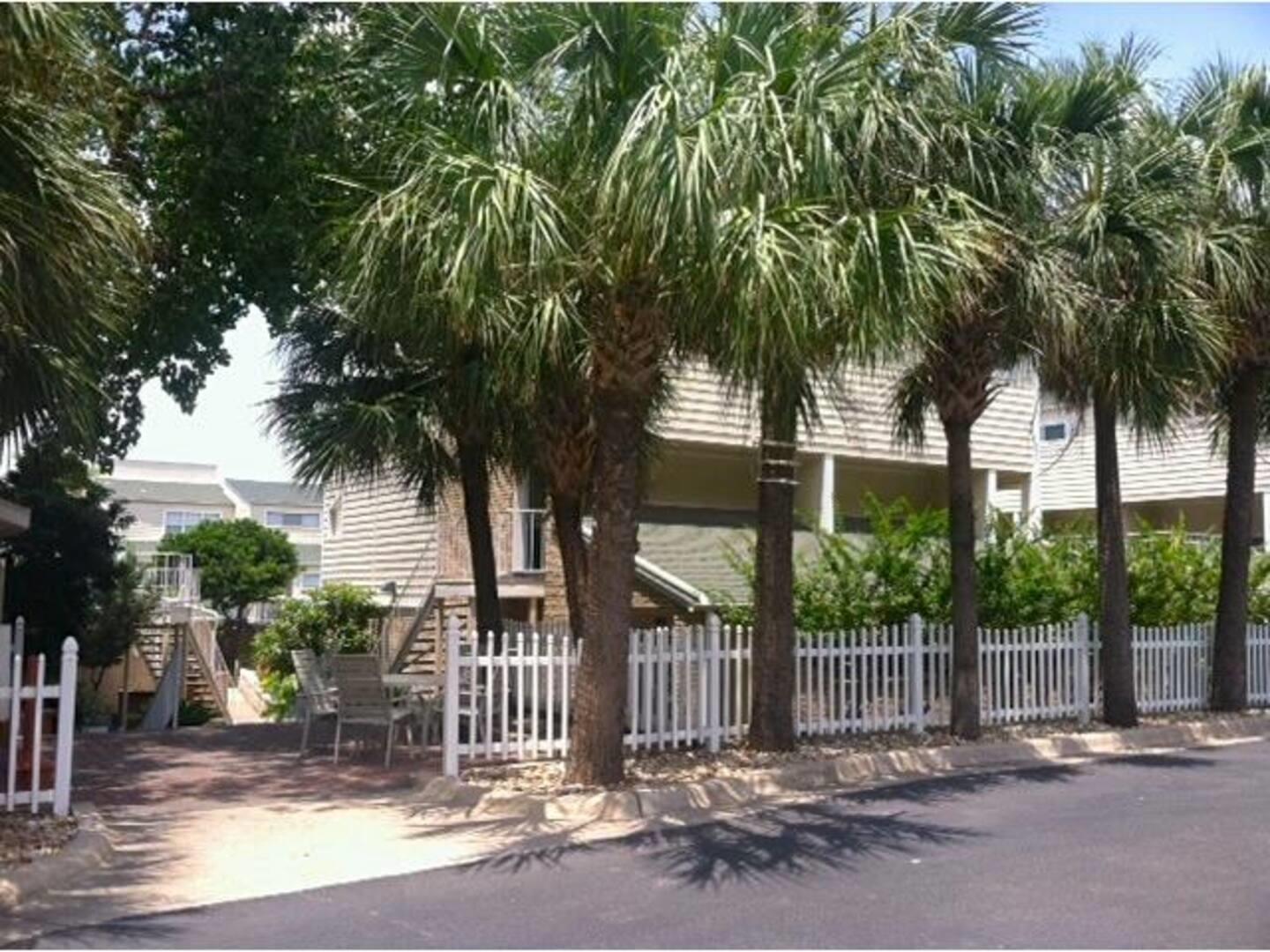 1818 S Lakeshore BLVD # 37