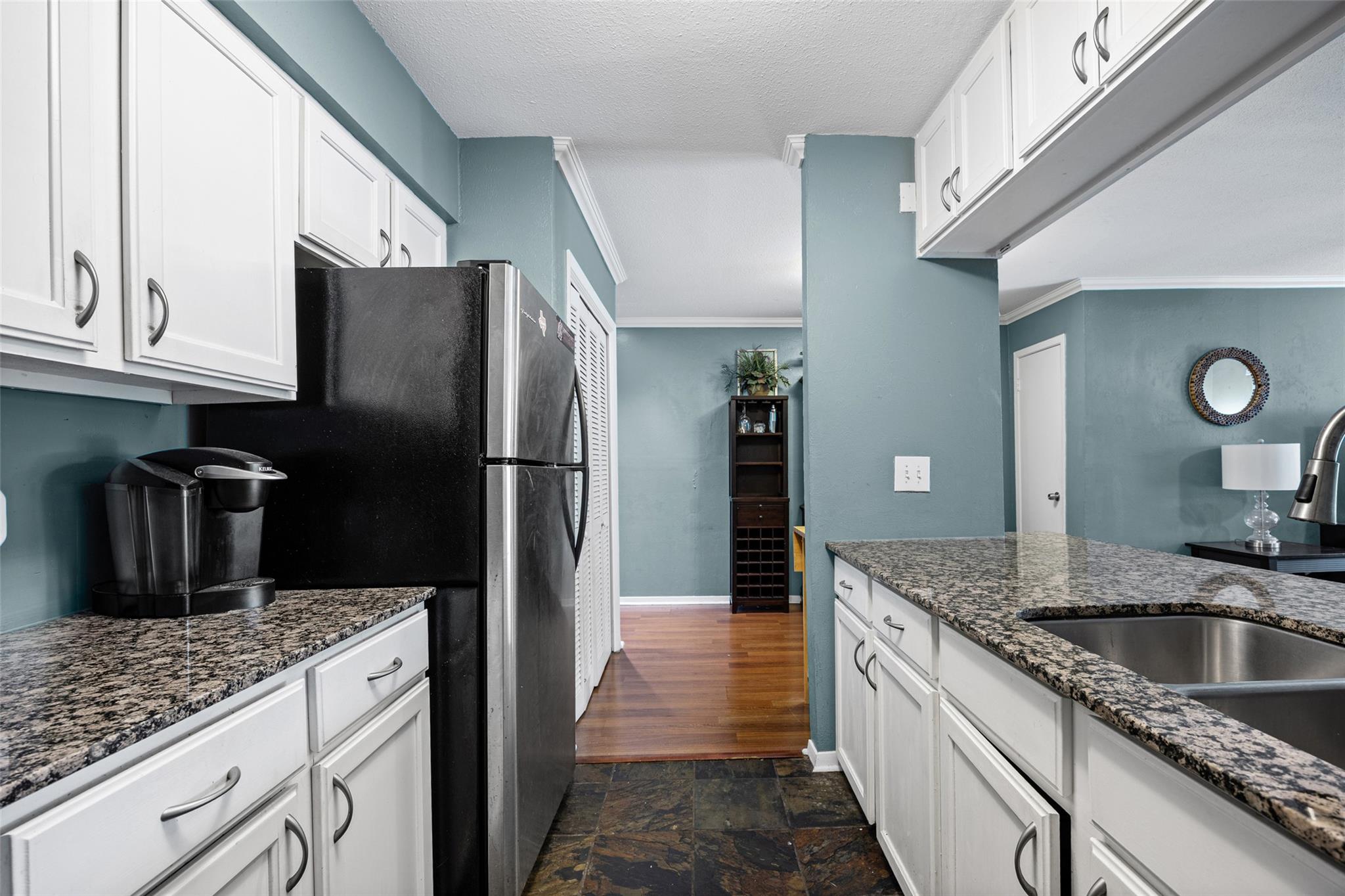 1818 S Lakeshore BLVD # 37