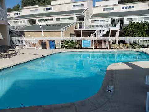 1818 S Lakeshore BLVD # 37