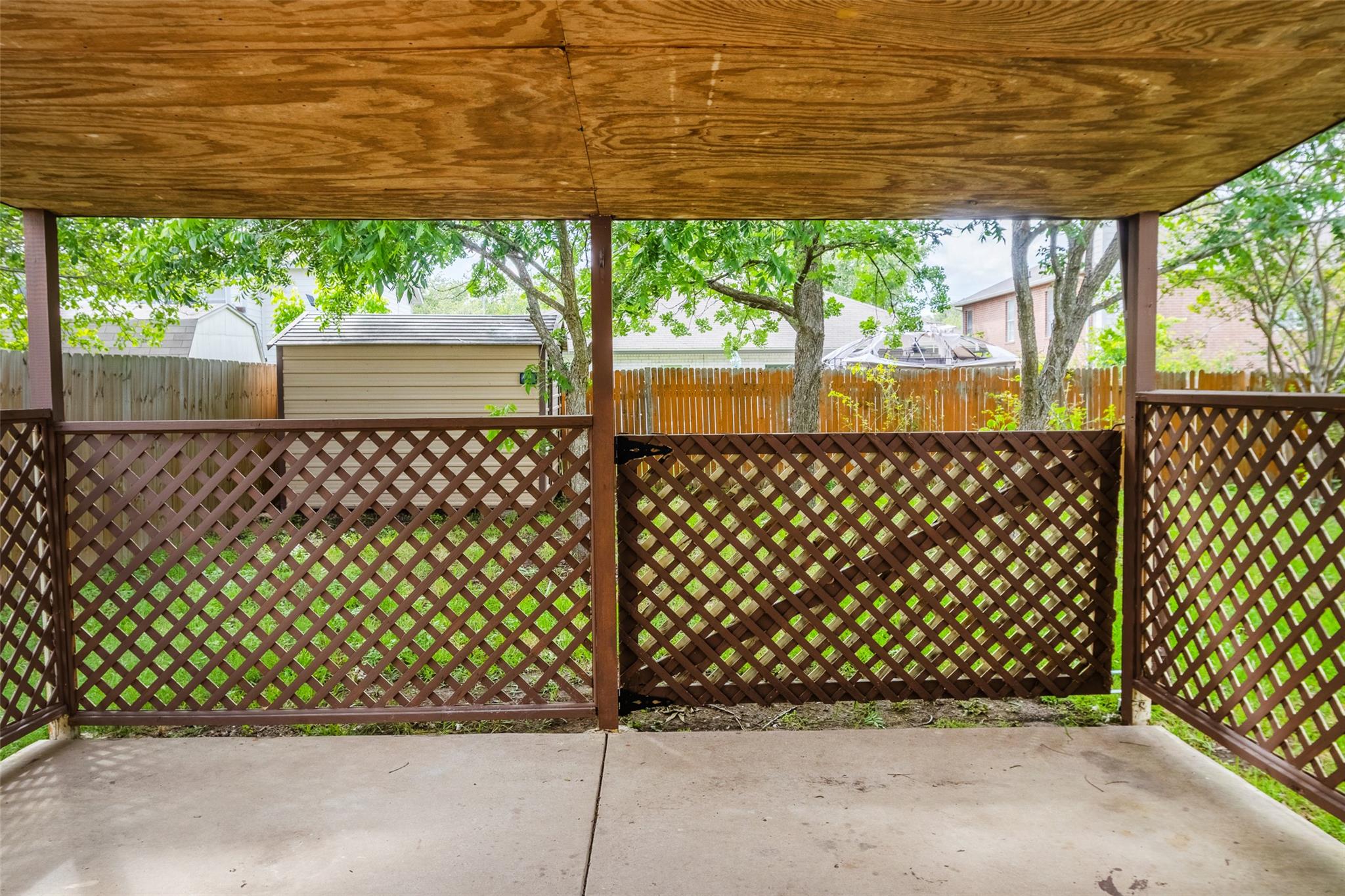 7504 Redrick DR