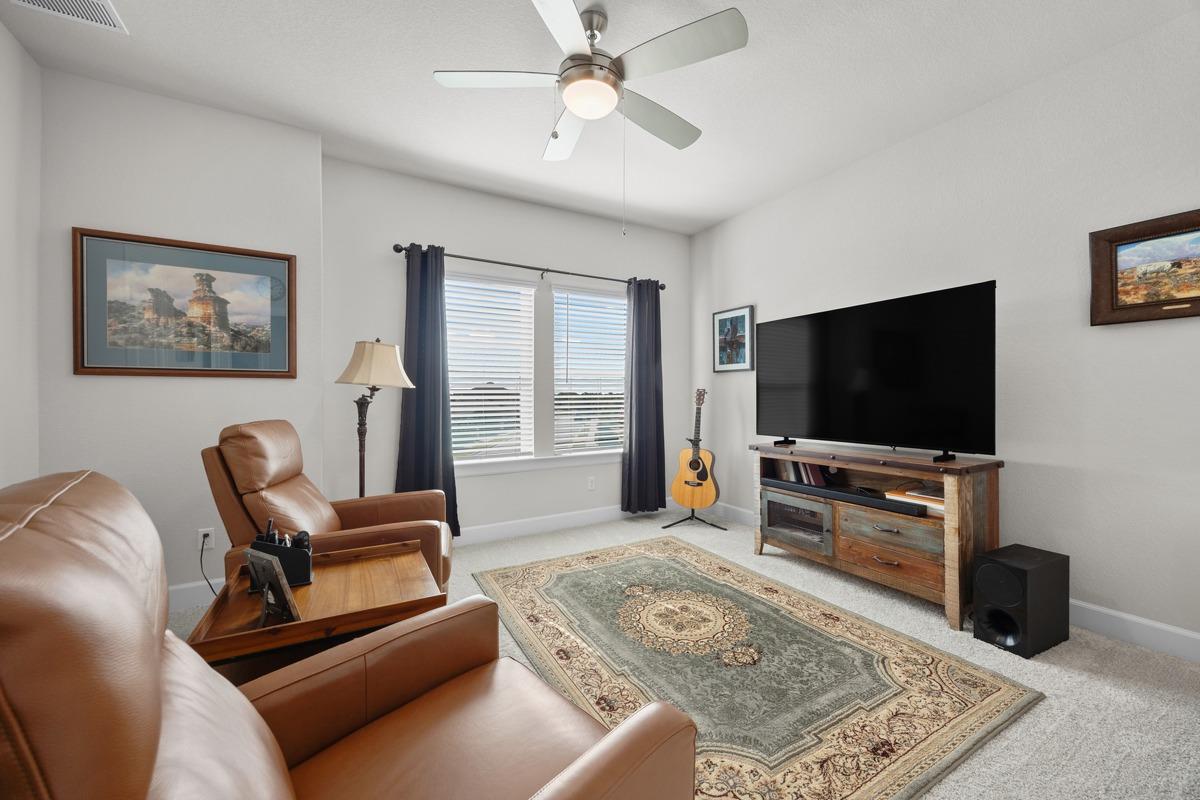144 Monterey Oak TRL