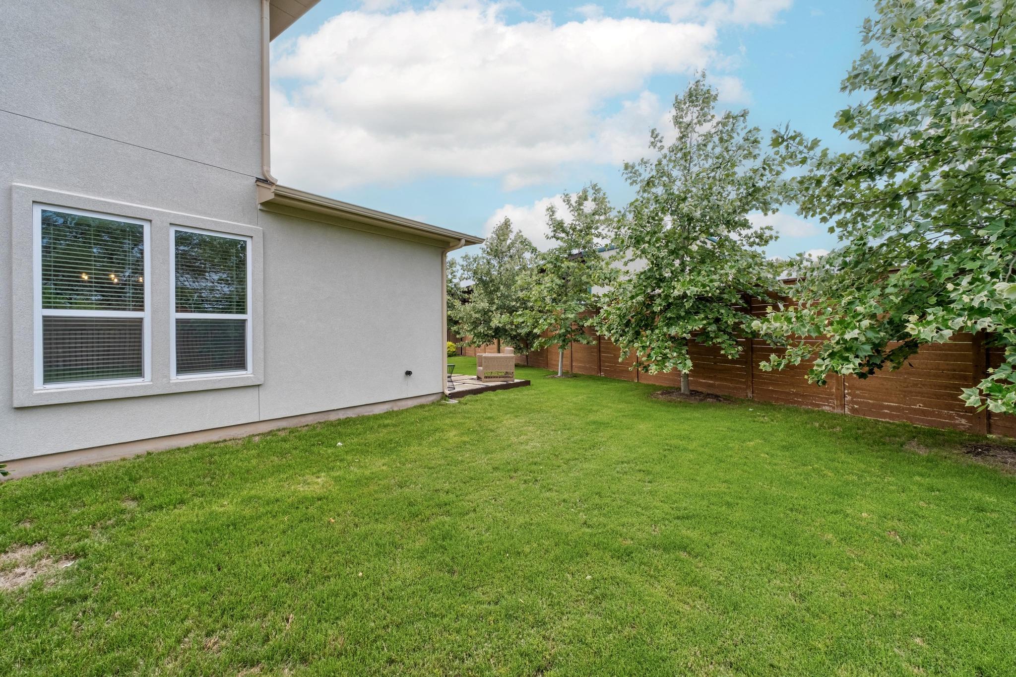 144 Monterey Oak TRL