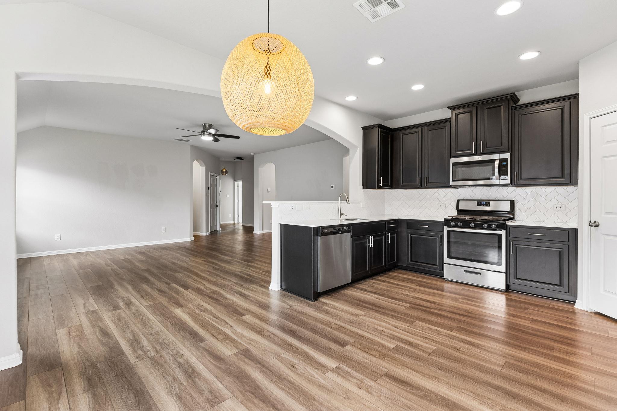 172 Silver Springs BND