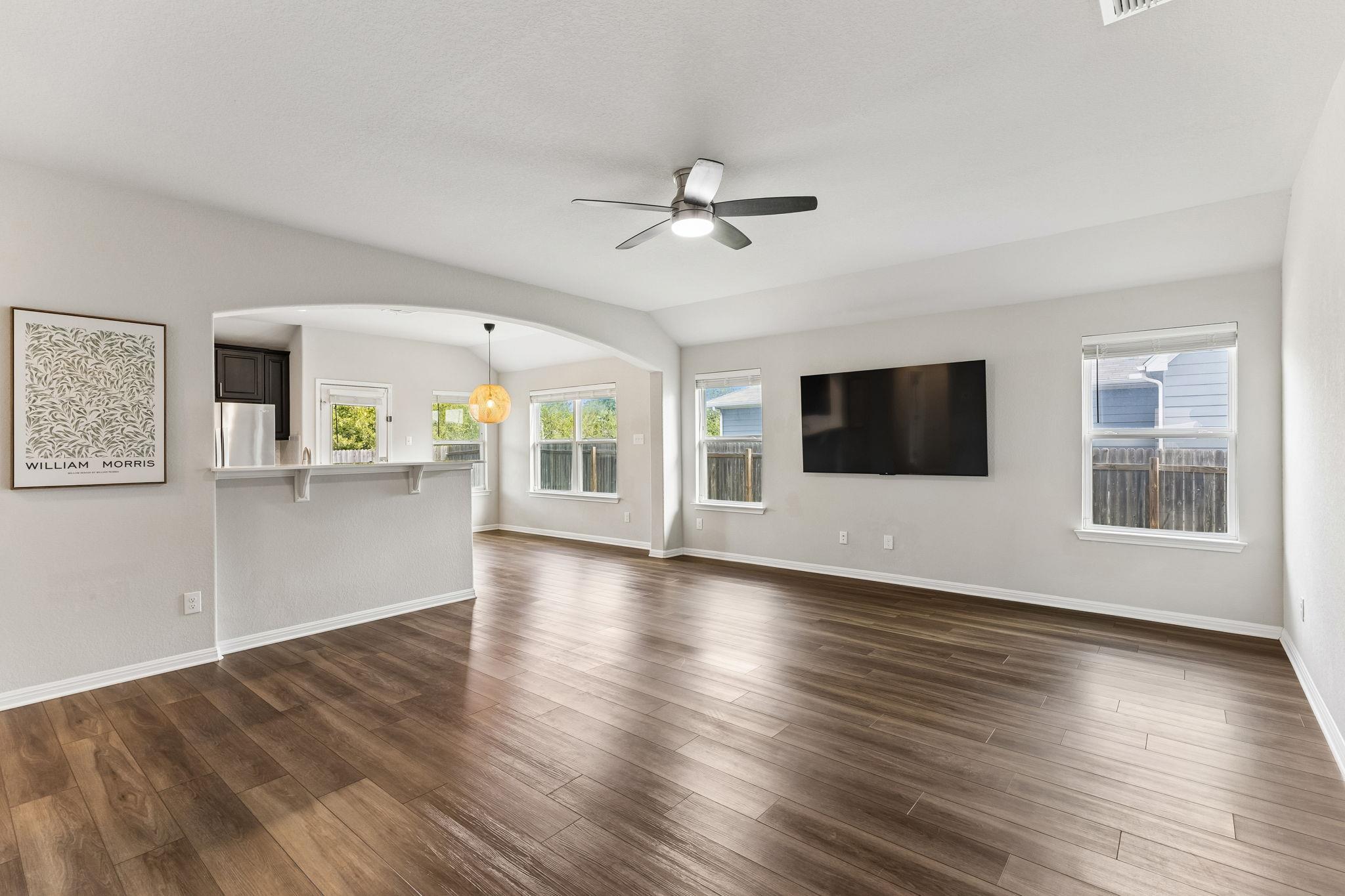 172 Silver Springs BND