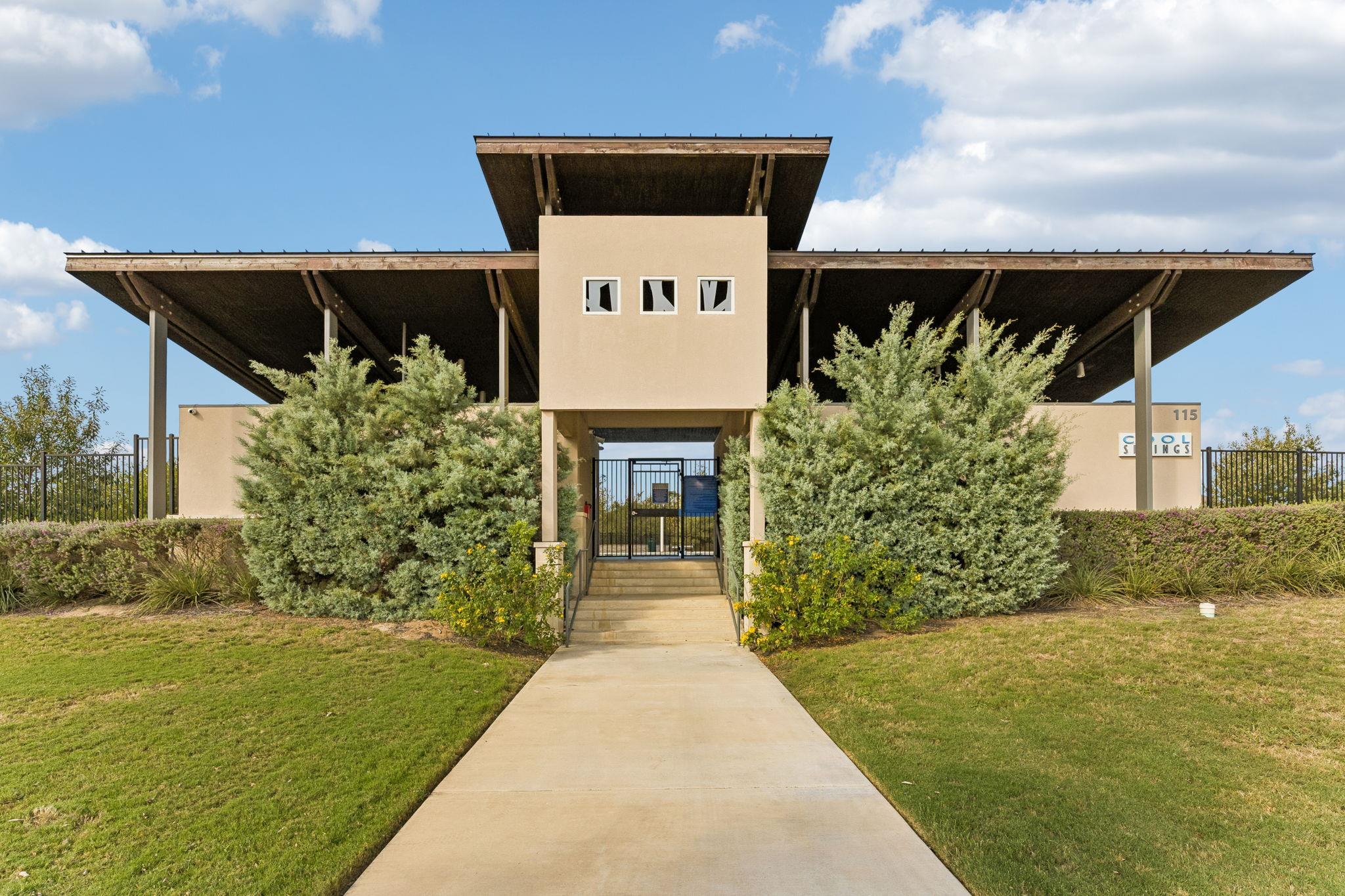 172 Silver Springs BND