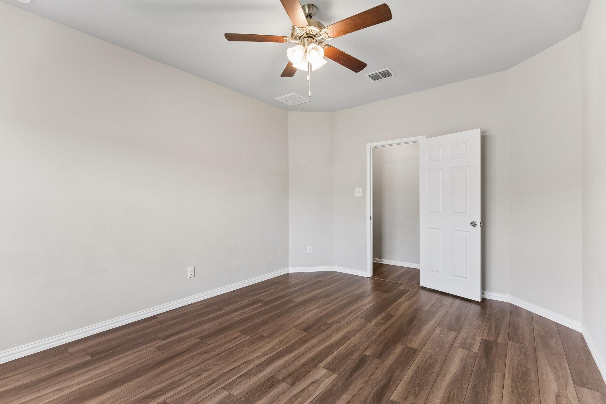 172 Silver Springs BND