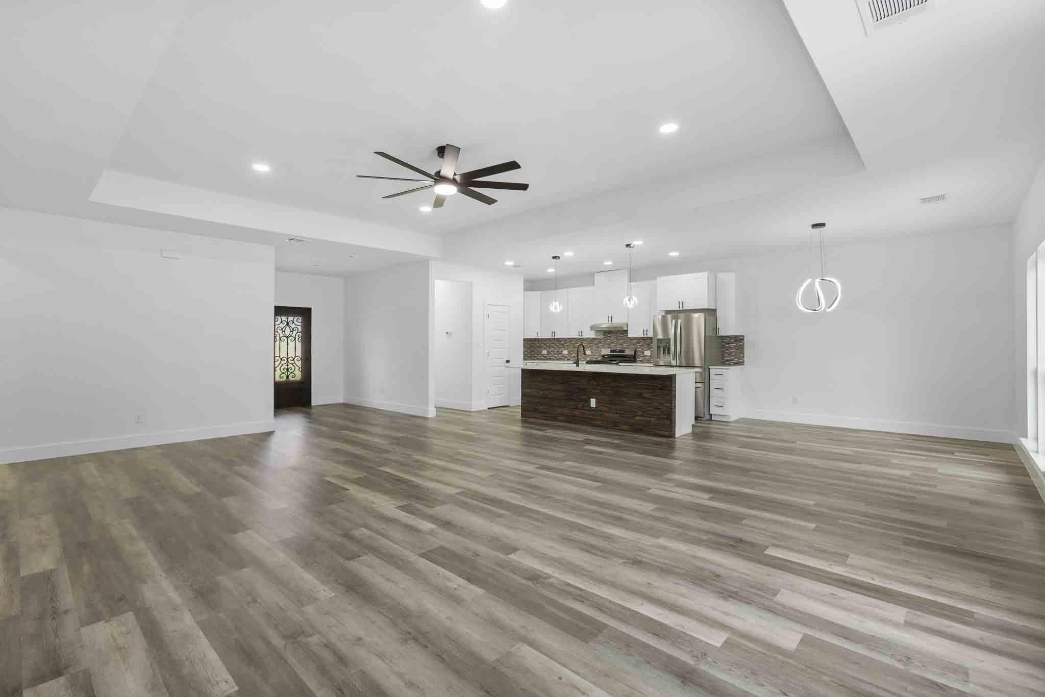 337 Smitty LN