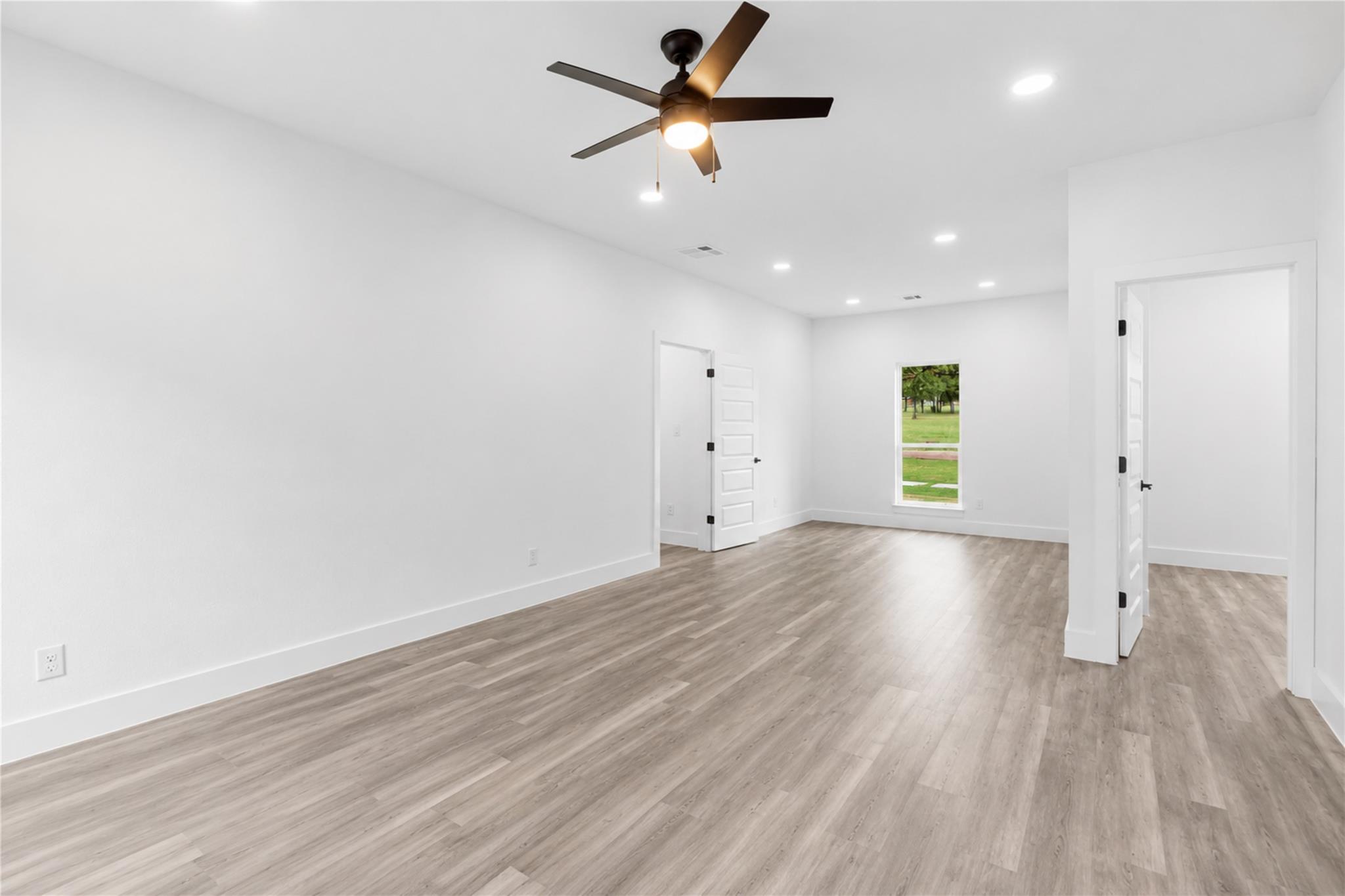 337 Smitty LN