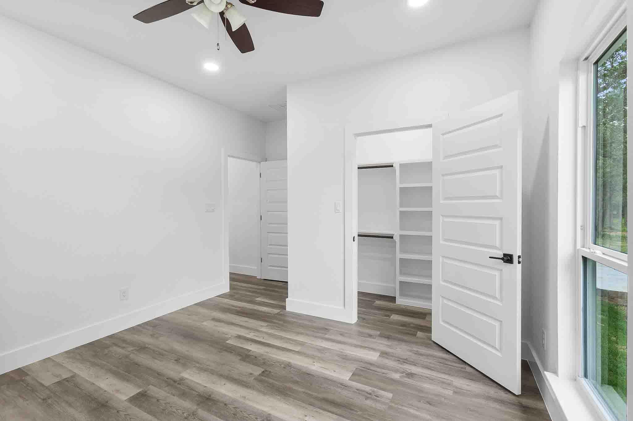 337 Smitty LN