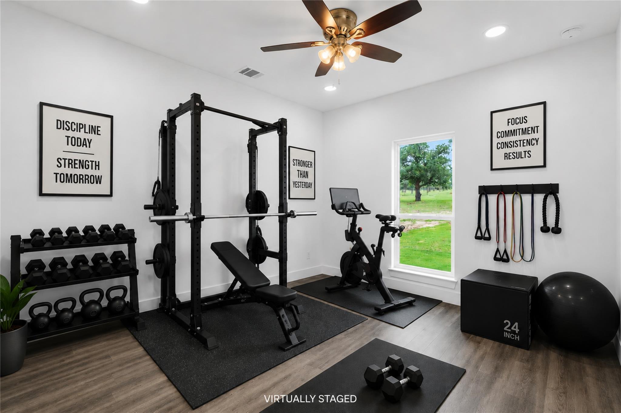 337 Smitty LN