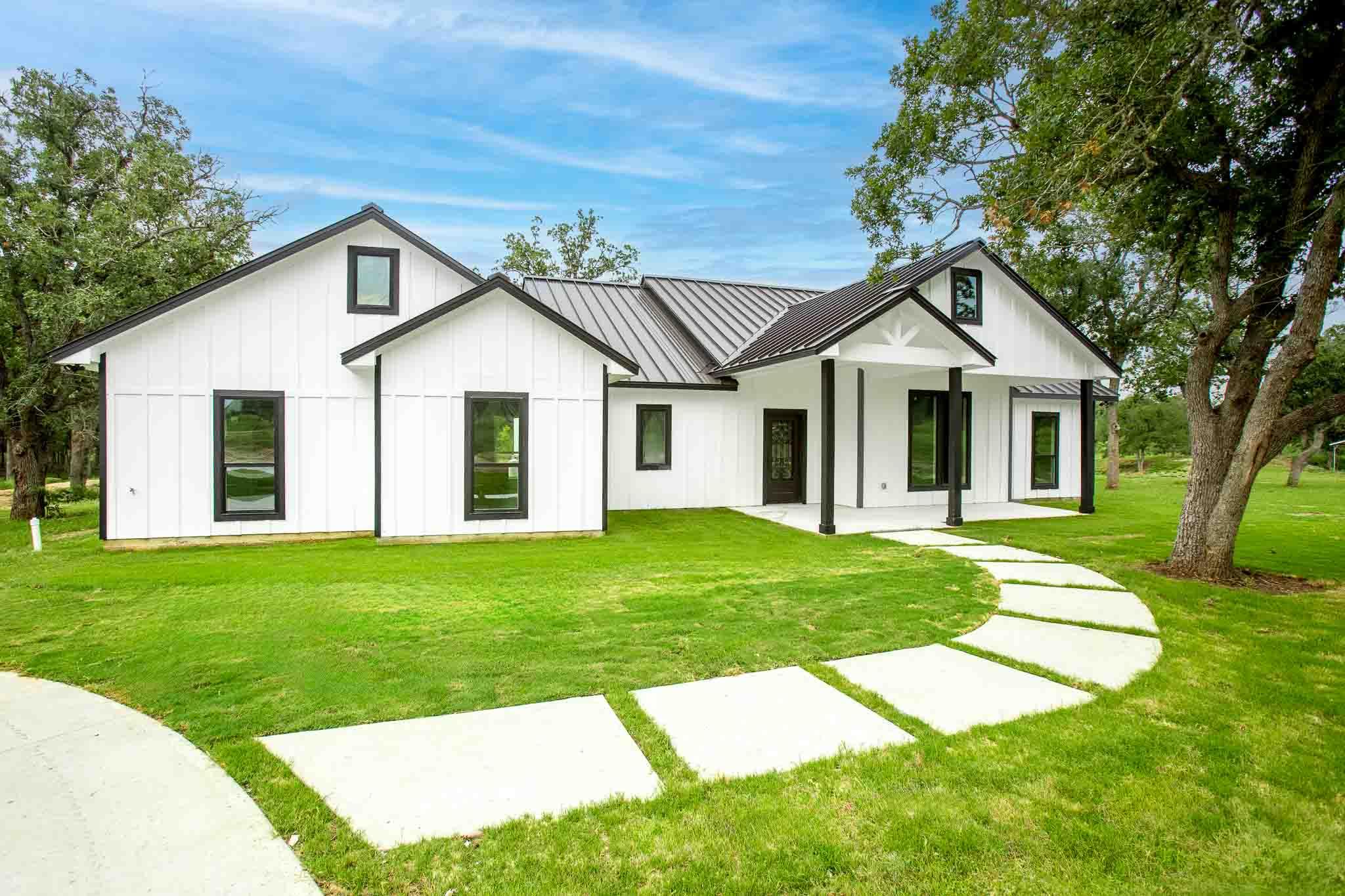 337 Smitty LN