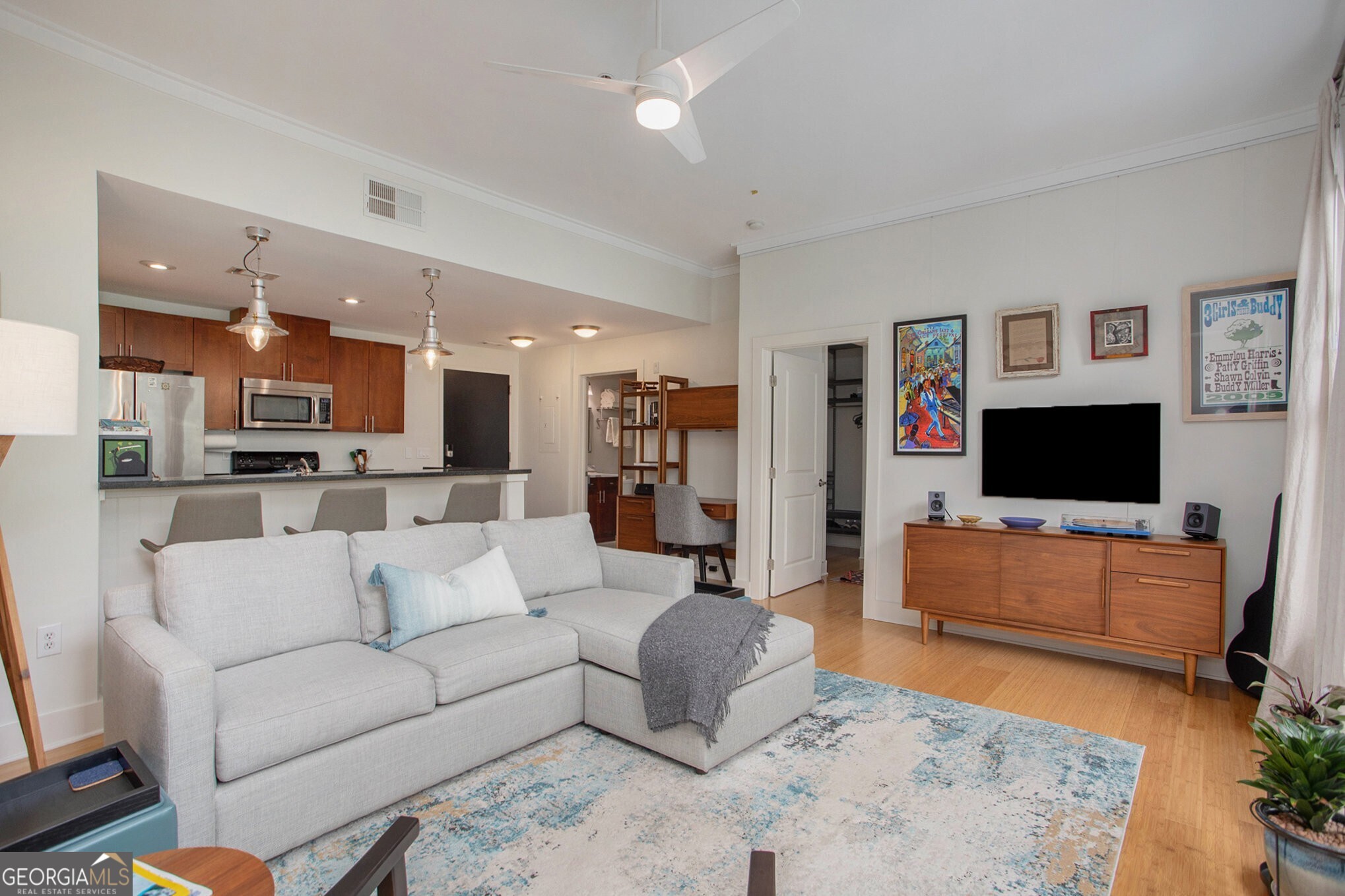 925 Garrett Street SE # 214