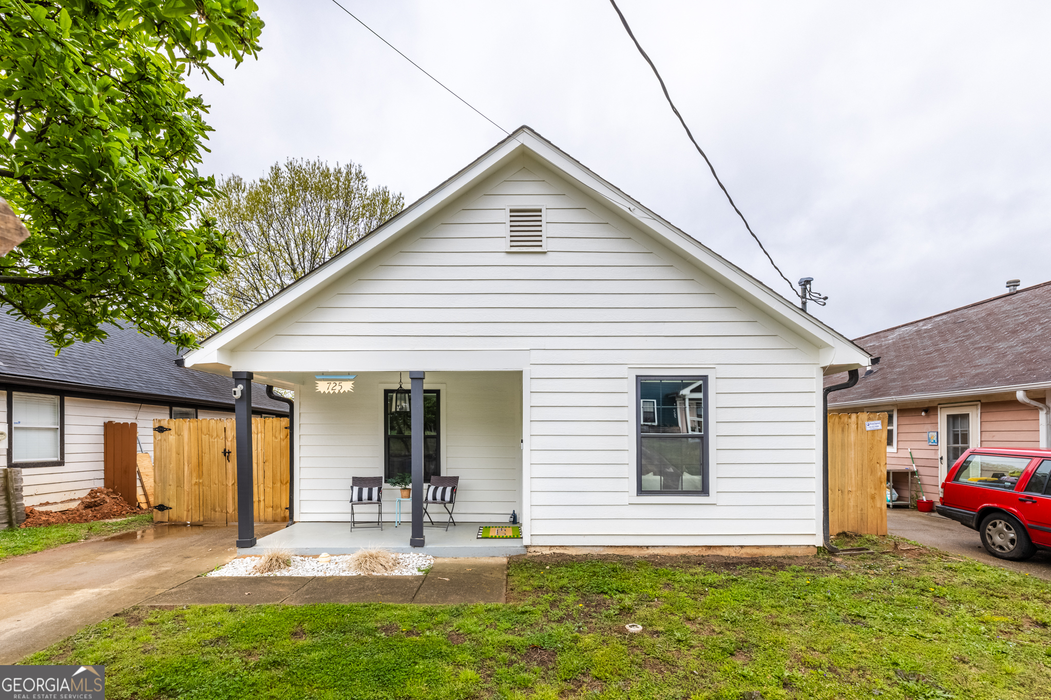 725 Grant Terrace SE