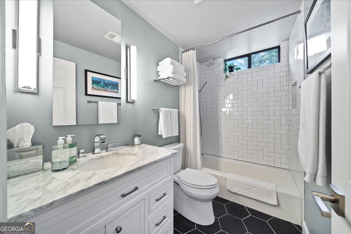 907 Piedmont Avenue NE # 13