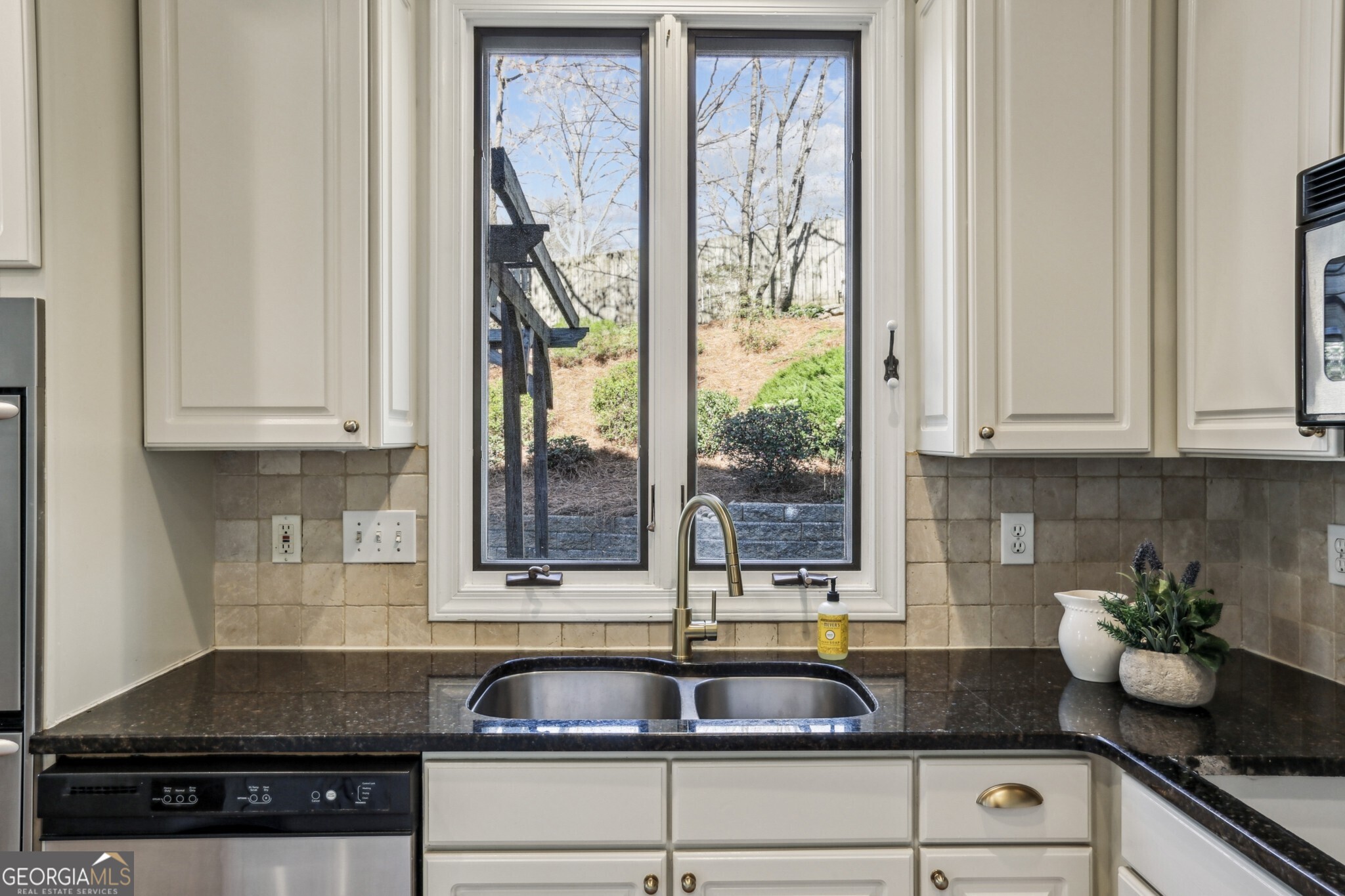 4164 Gateswalk Drive SE