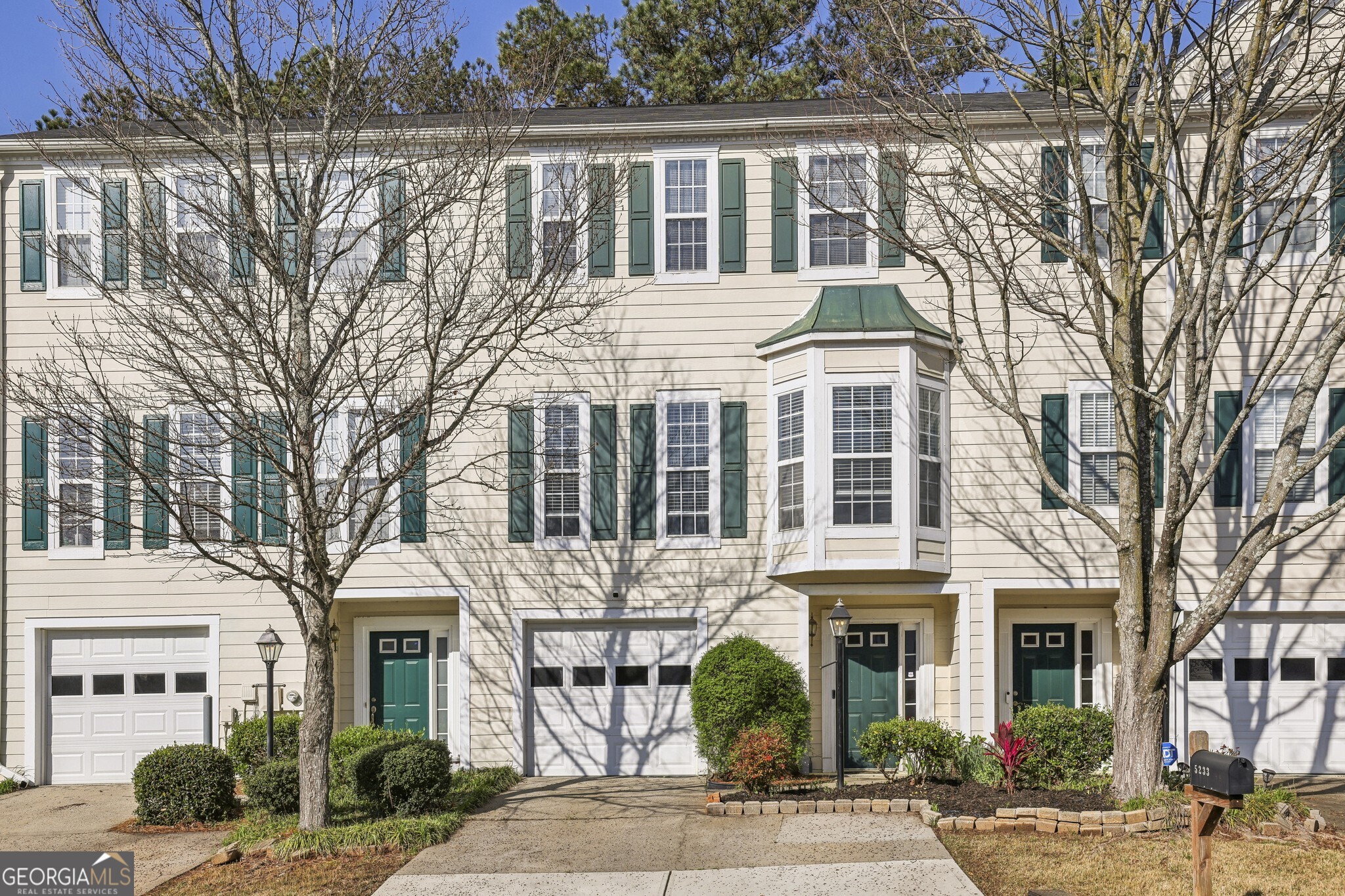 5233 Pinnacle Pointe Court