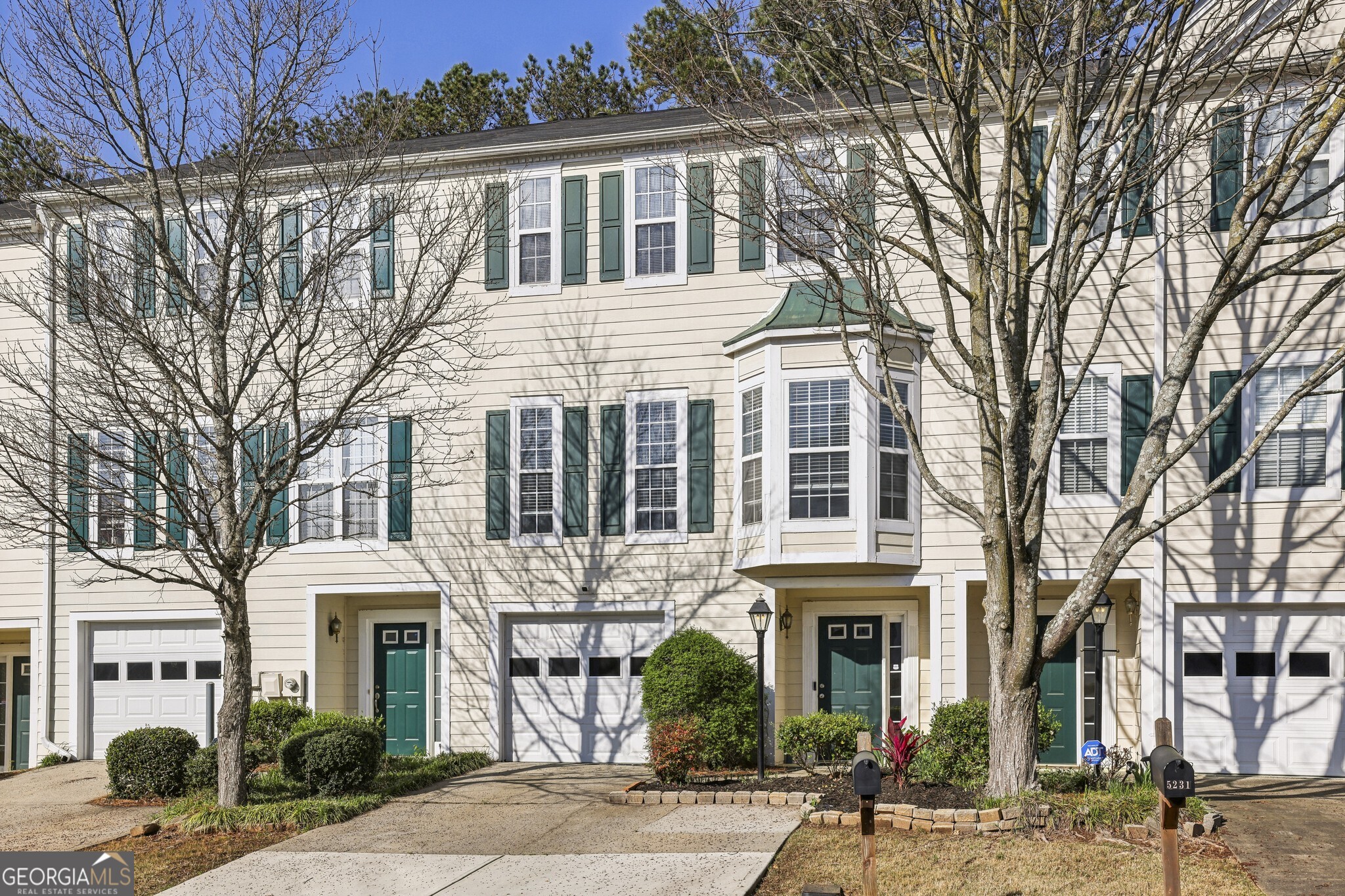 5233 Pinnacle Pointe Court