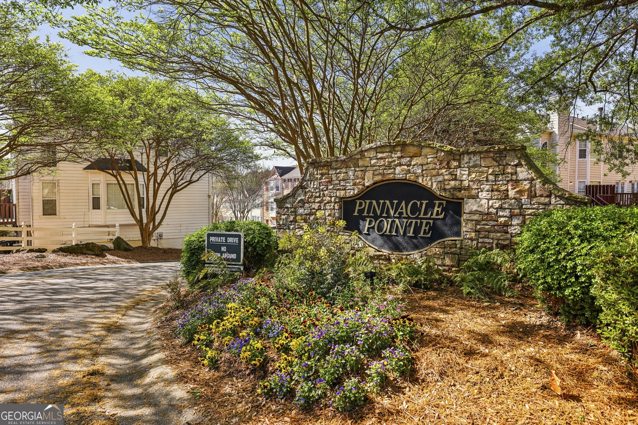 5233 Pinnacle Pointe Court