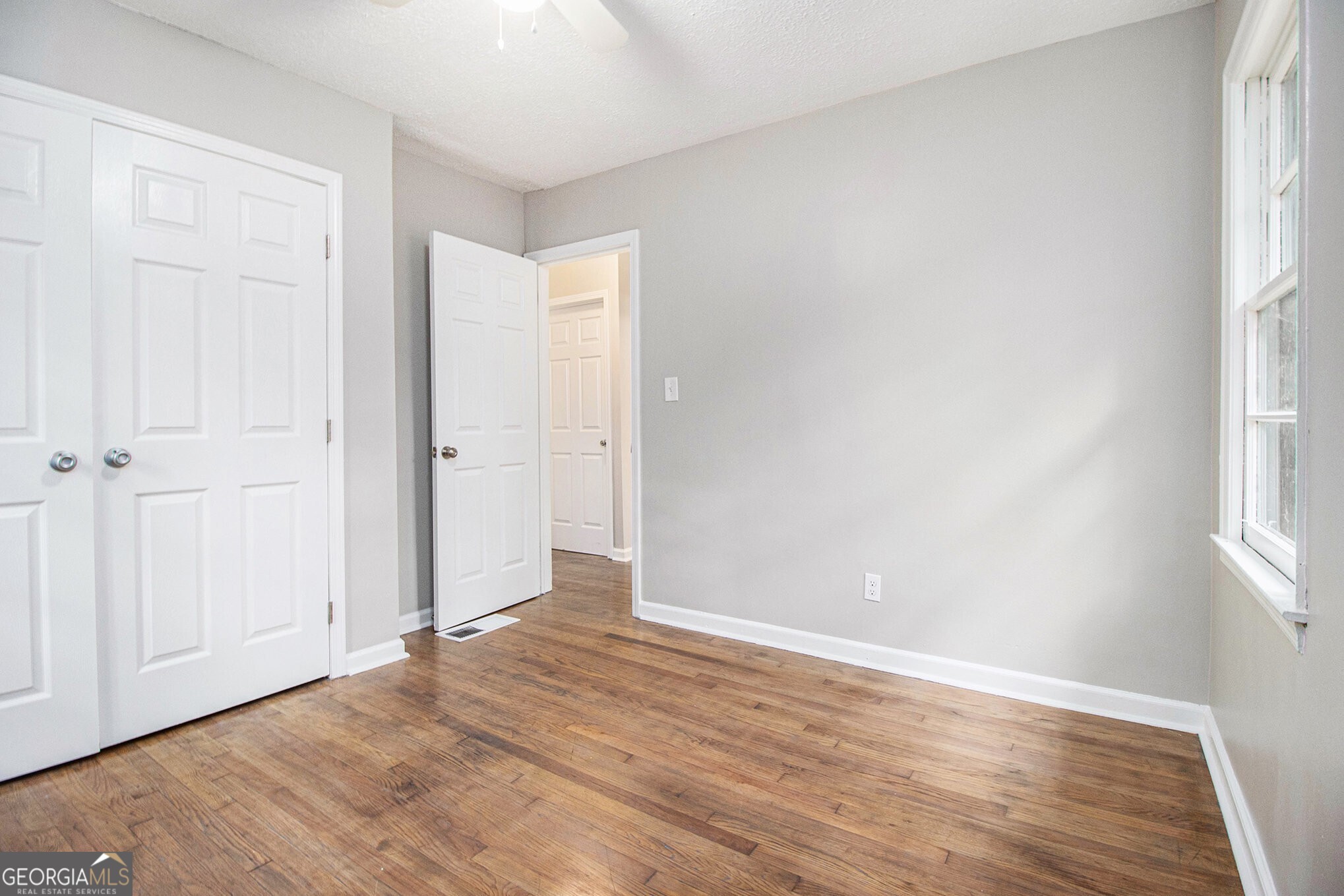 2550 Graywall Street