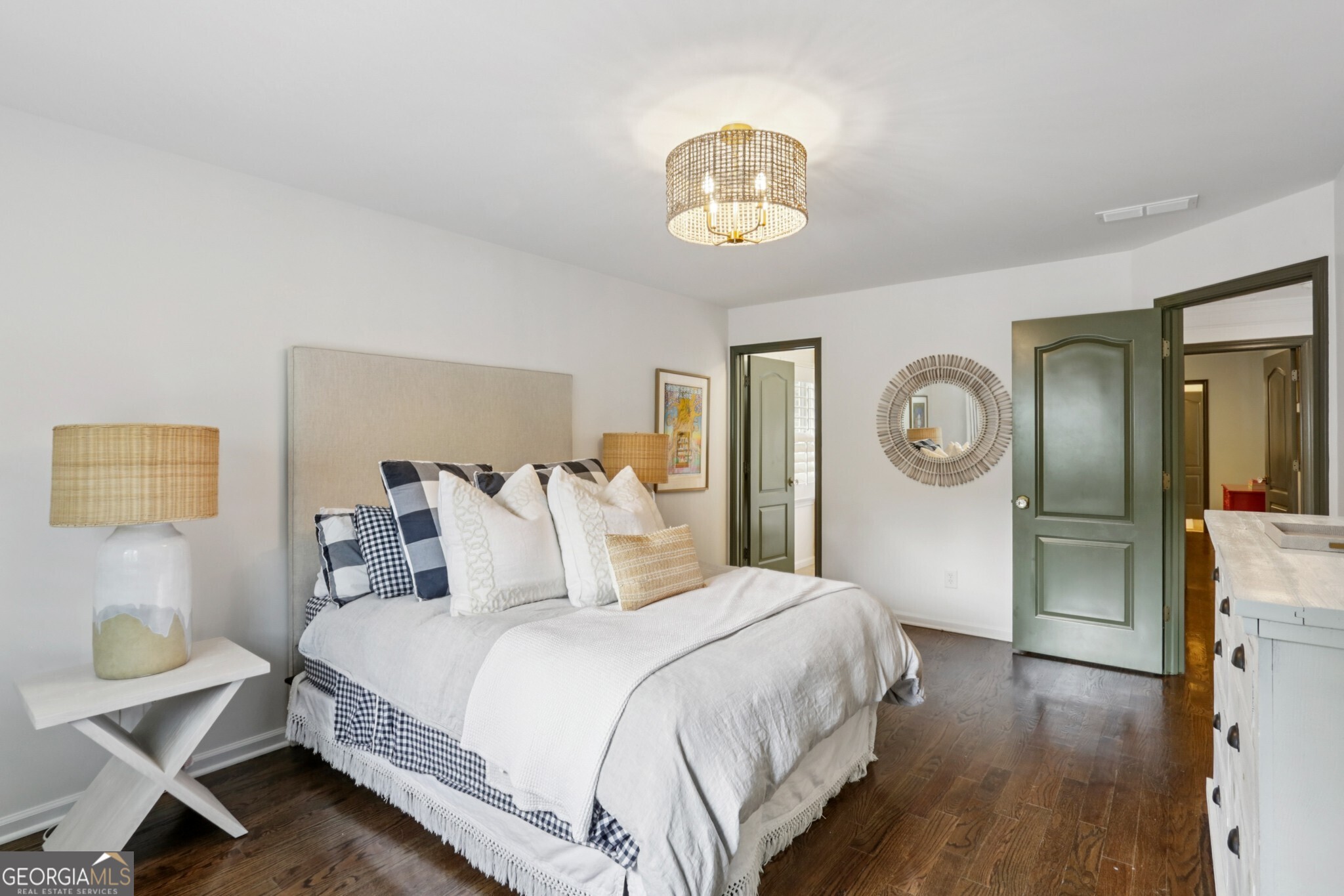 1109 Cooper Oak Court SE