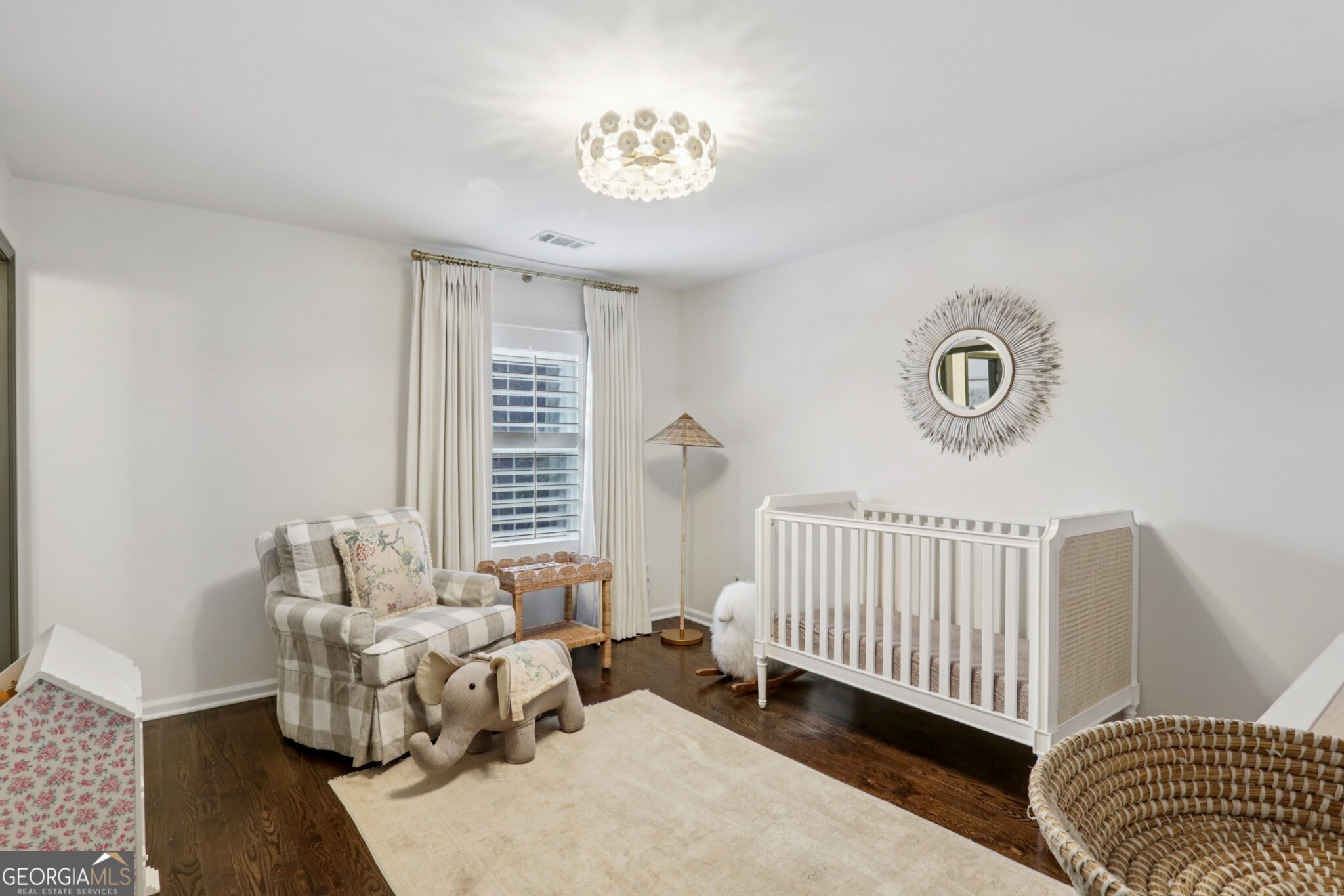 1109 Cooper Oak Court SE