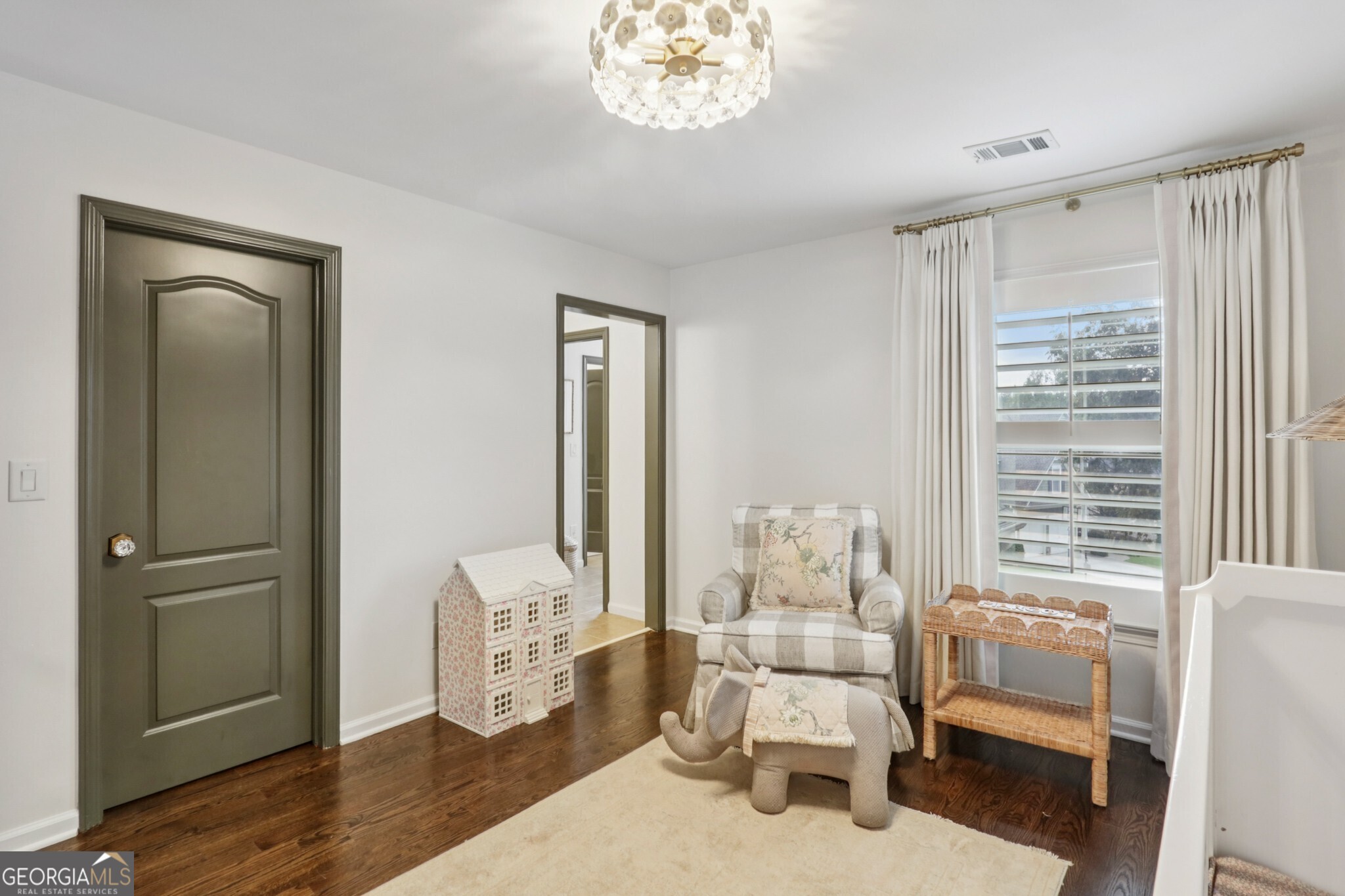 1109 Cooper Oak Court SE