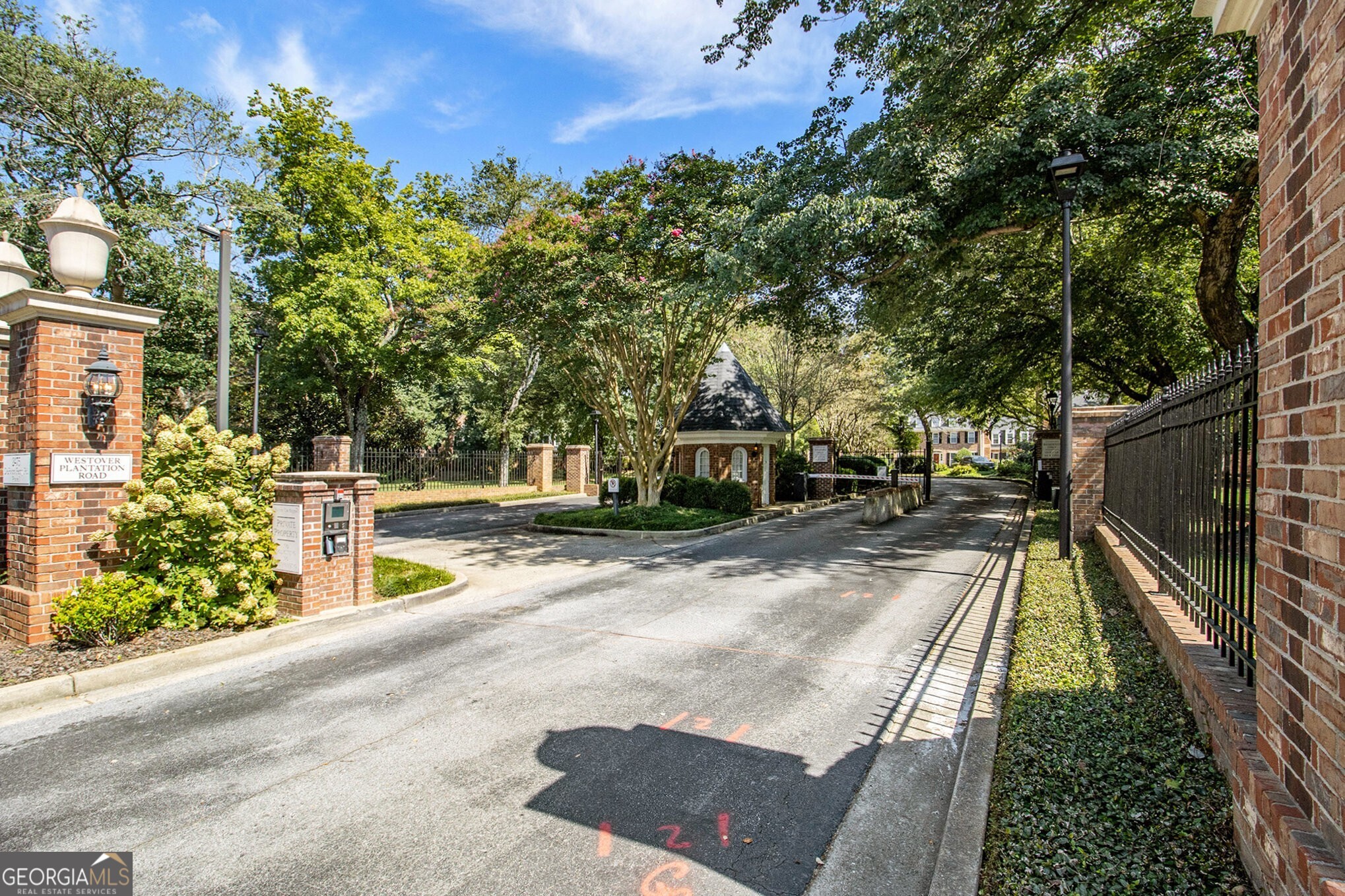 2 George Wythe Place NW