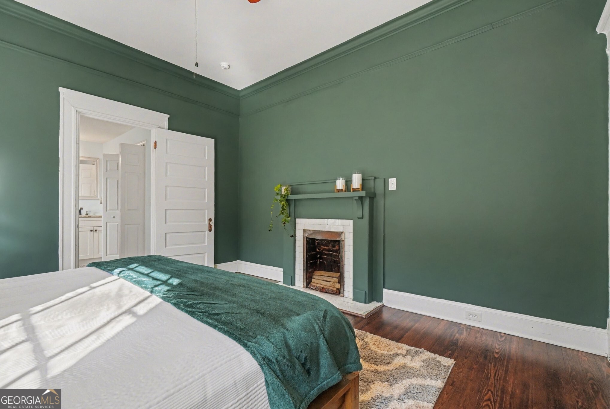 1464 Graham Street SW