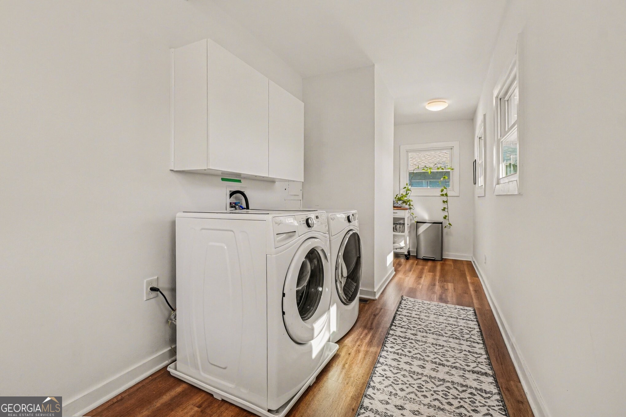 1464 Graham Street SW