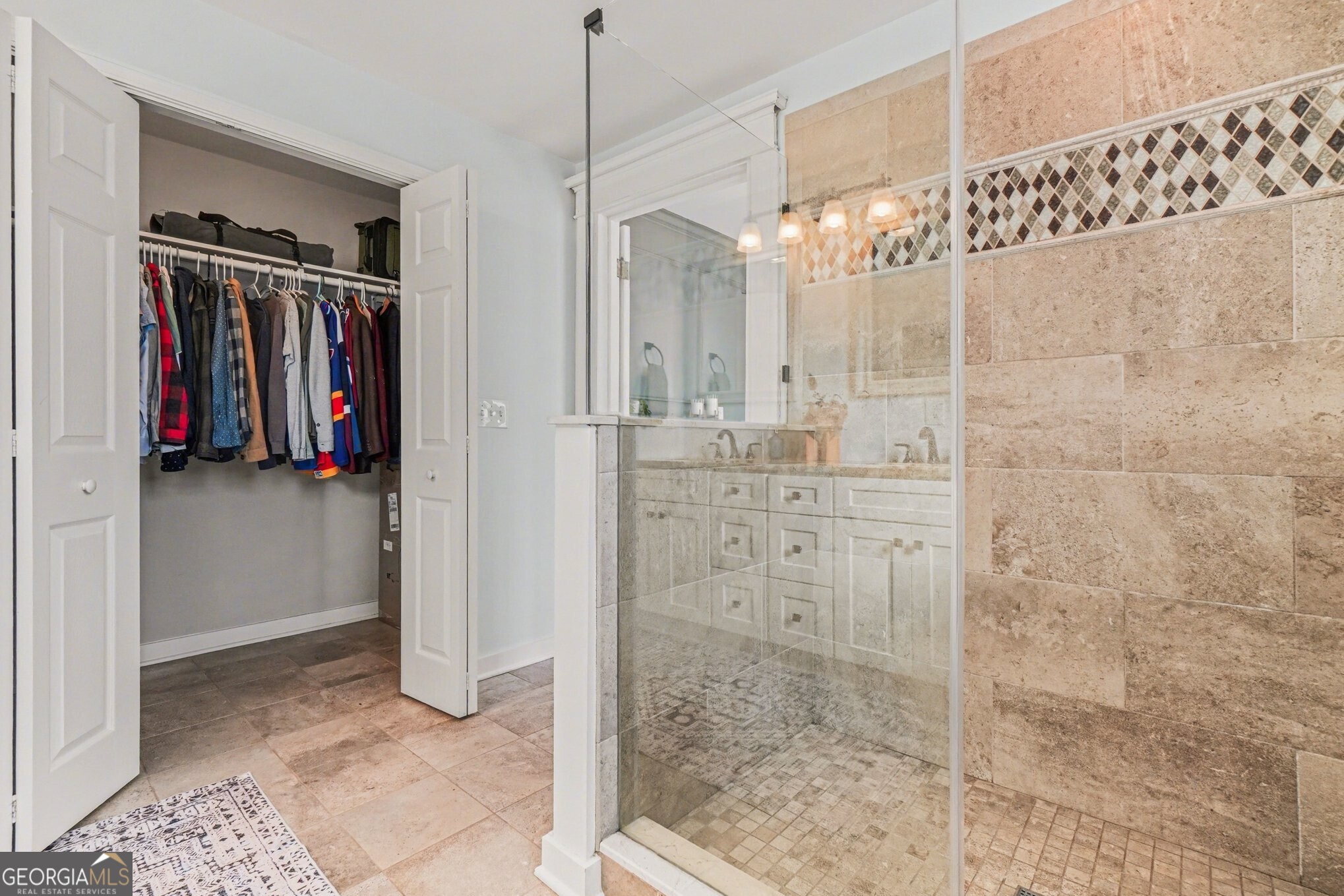 1464 Graham Street SW