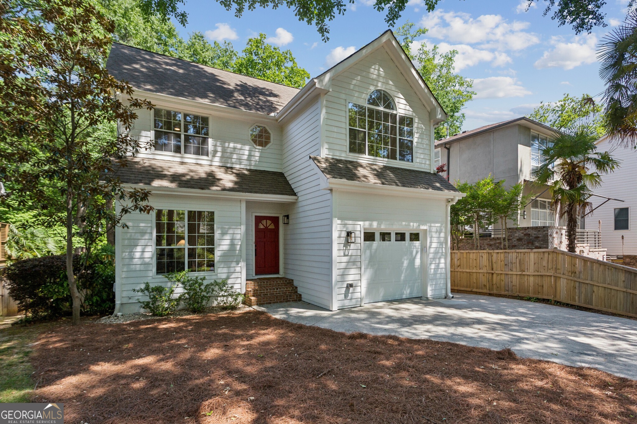 2433 Oostanaula Drive NE