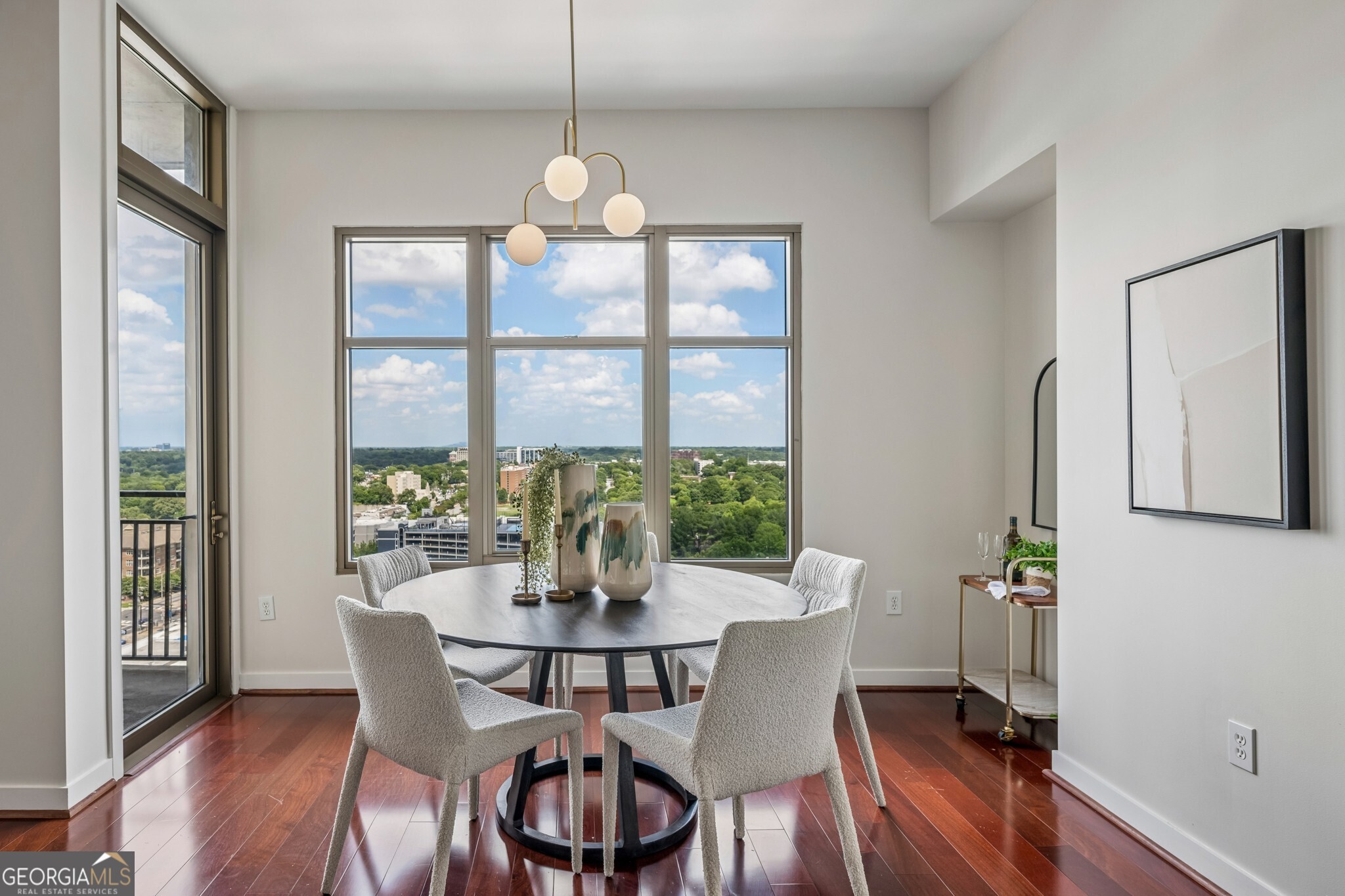 565 Peachtree Street NE # 1610