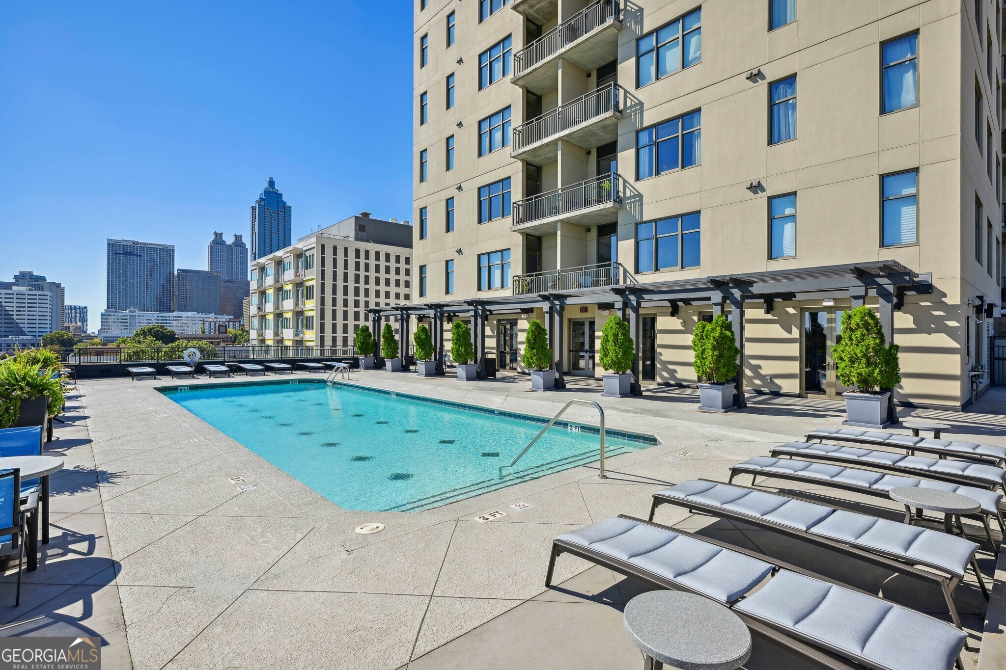 565 Peachtree Street NE # 1610