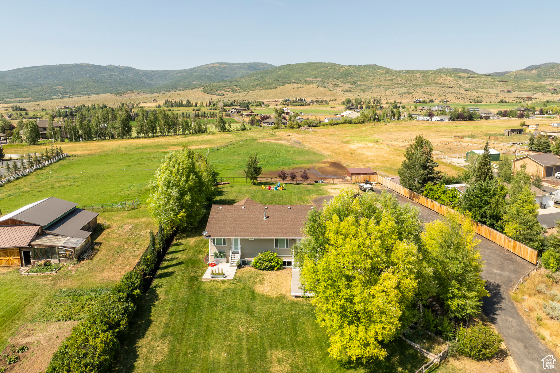 528 W WEBER CANYON RD