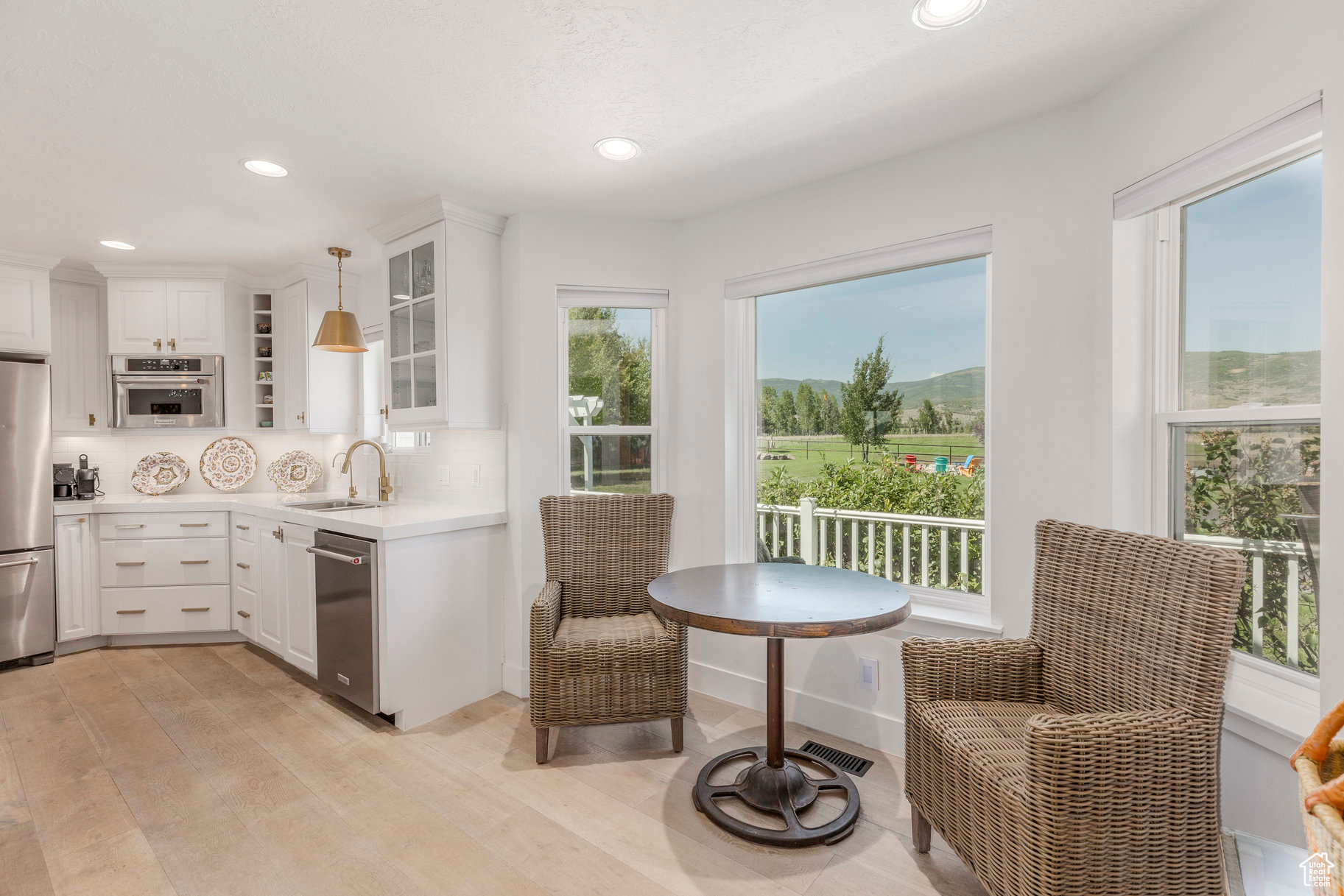 528 W WEBER CANYON RD
