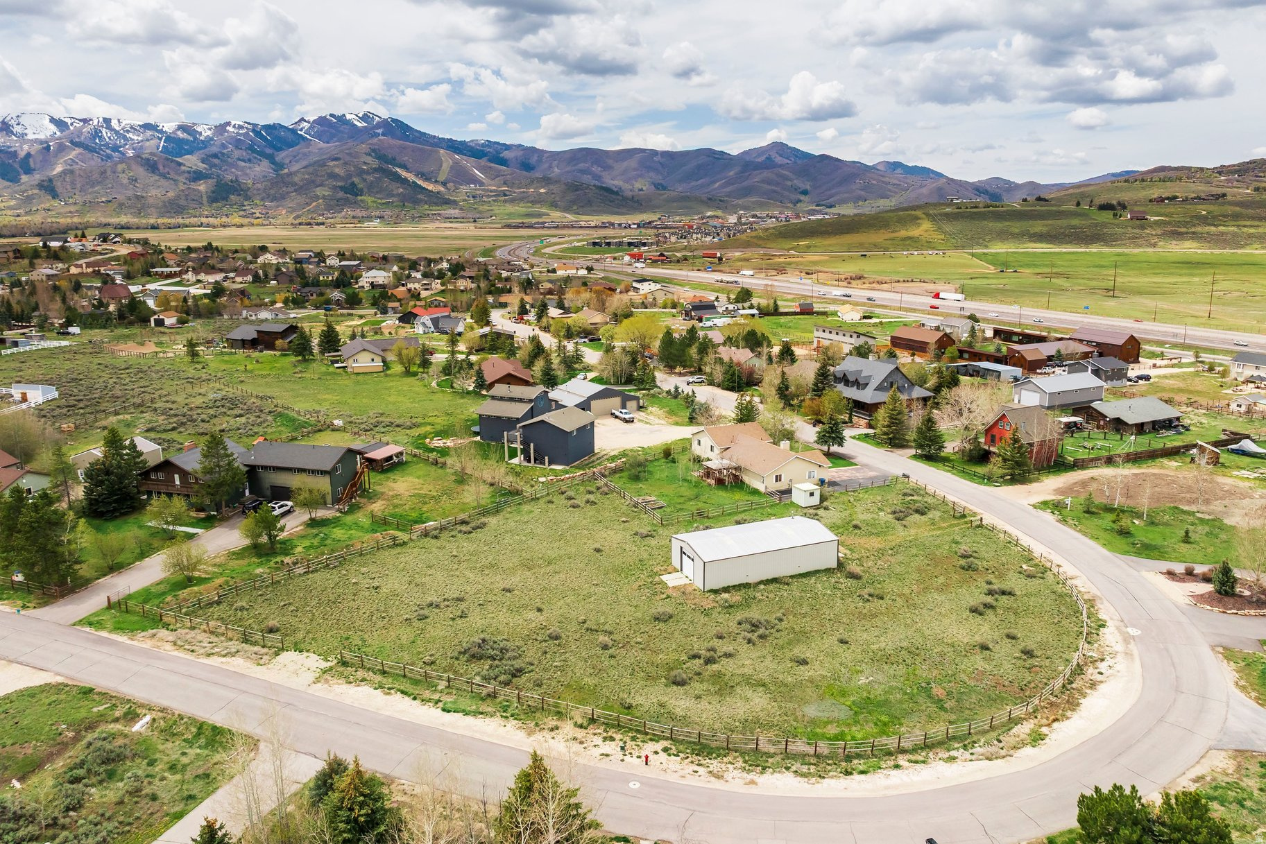 280 COUNTRYSIDE CIR