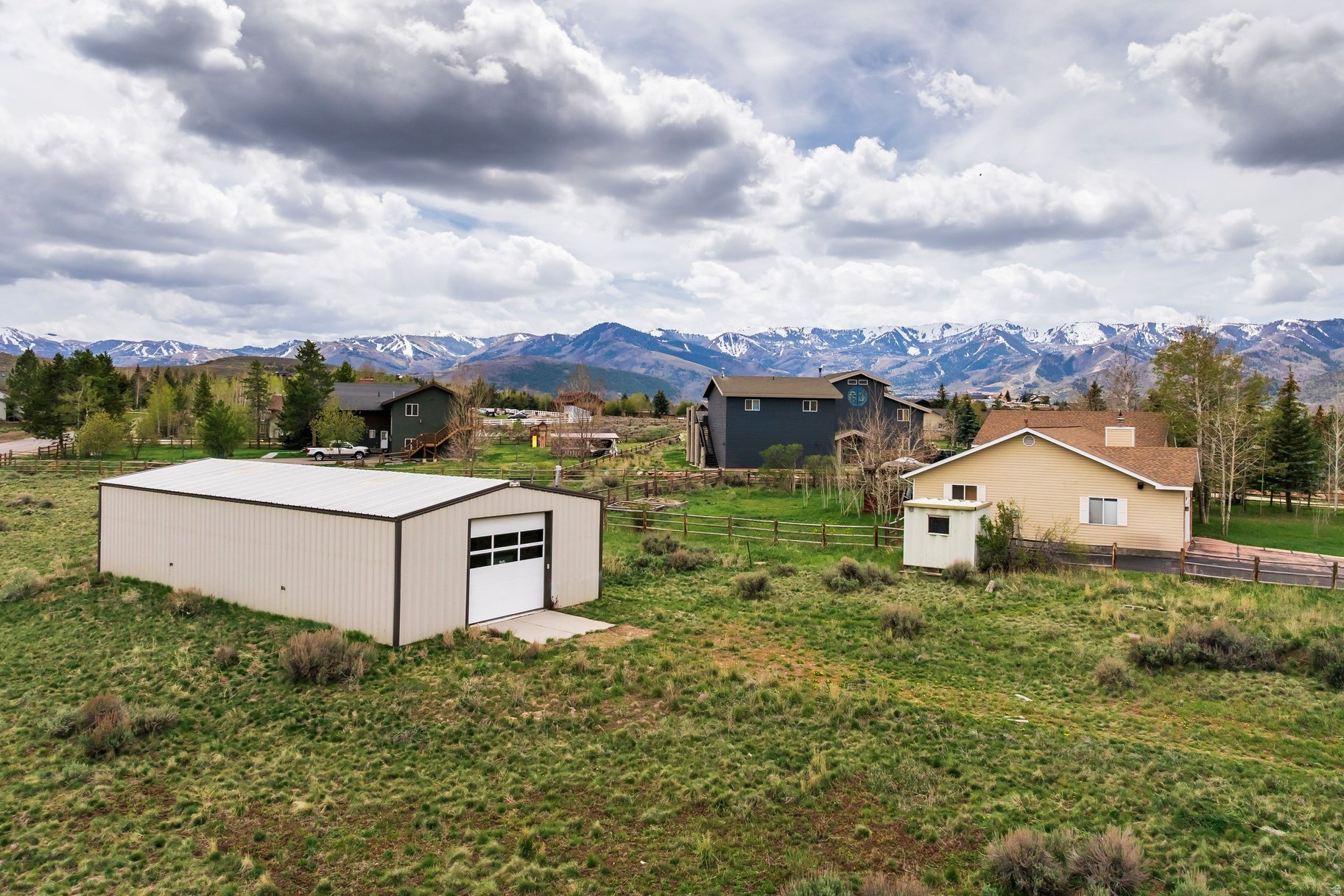 280 COUNTRYSIDE CIR