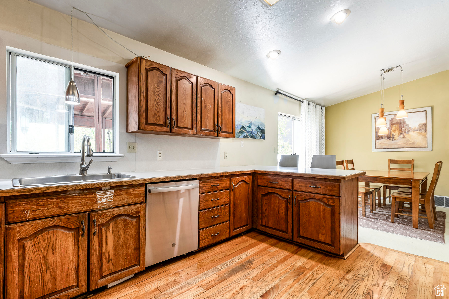 280 COUNTRYSIDE CIR
