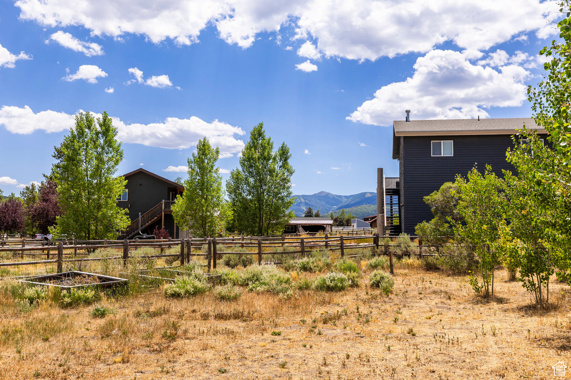 280 COUNTRYSIDE CIR