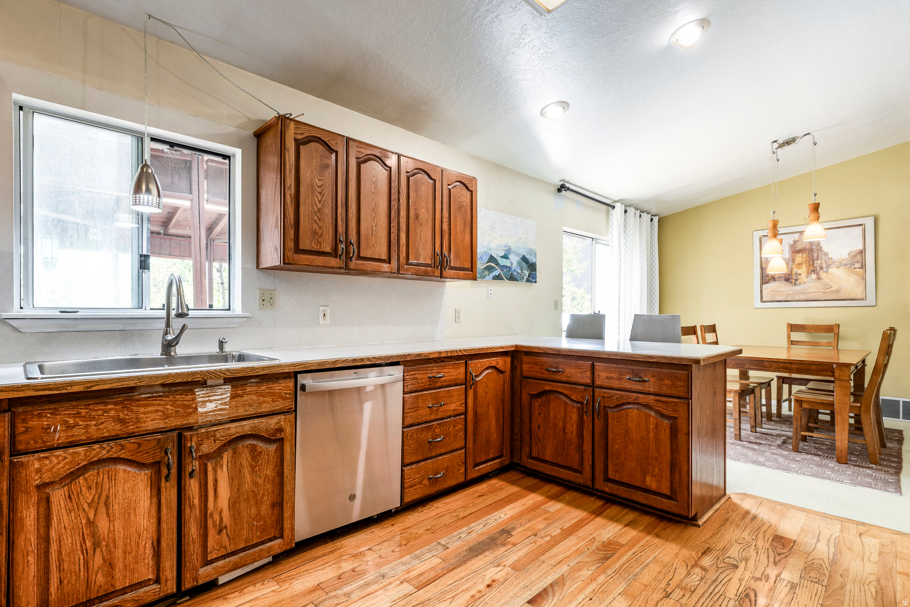280 COUNTRYSIDE CIR