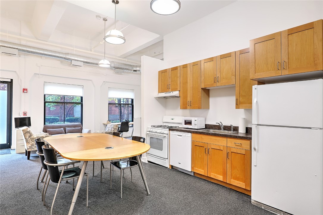 304 Pearl Street 108