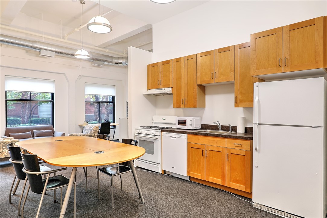 304 Pearl Street 108