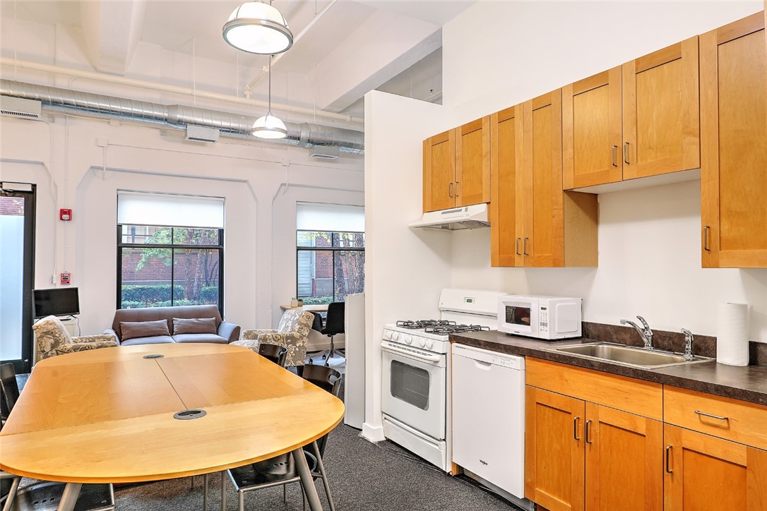 304 Pearl Street 108