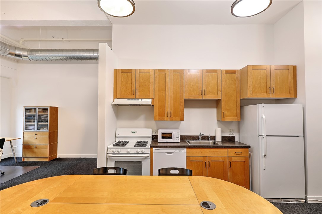 304 Pearl Street 108