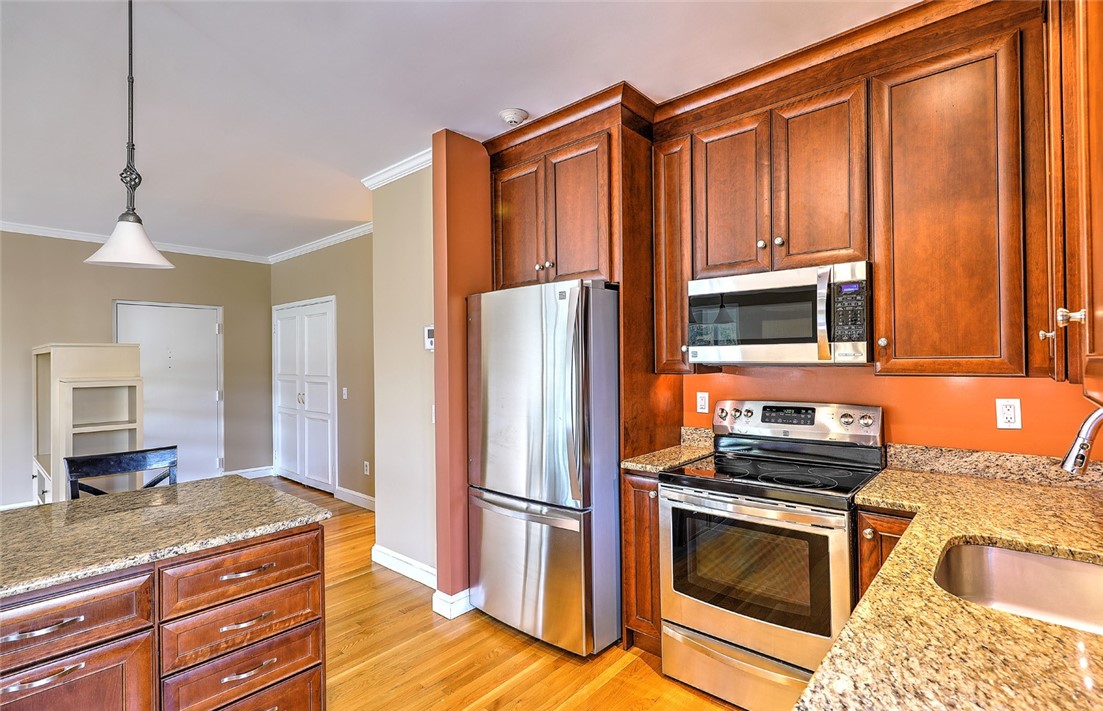 30 Blackstone Boulevard 203